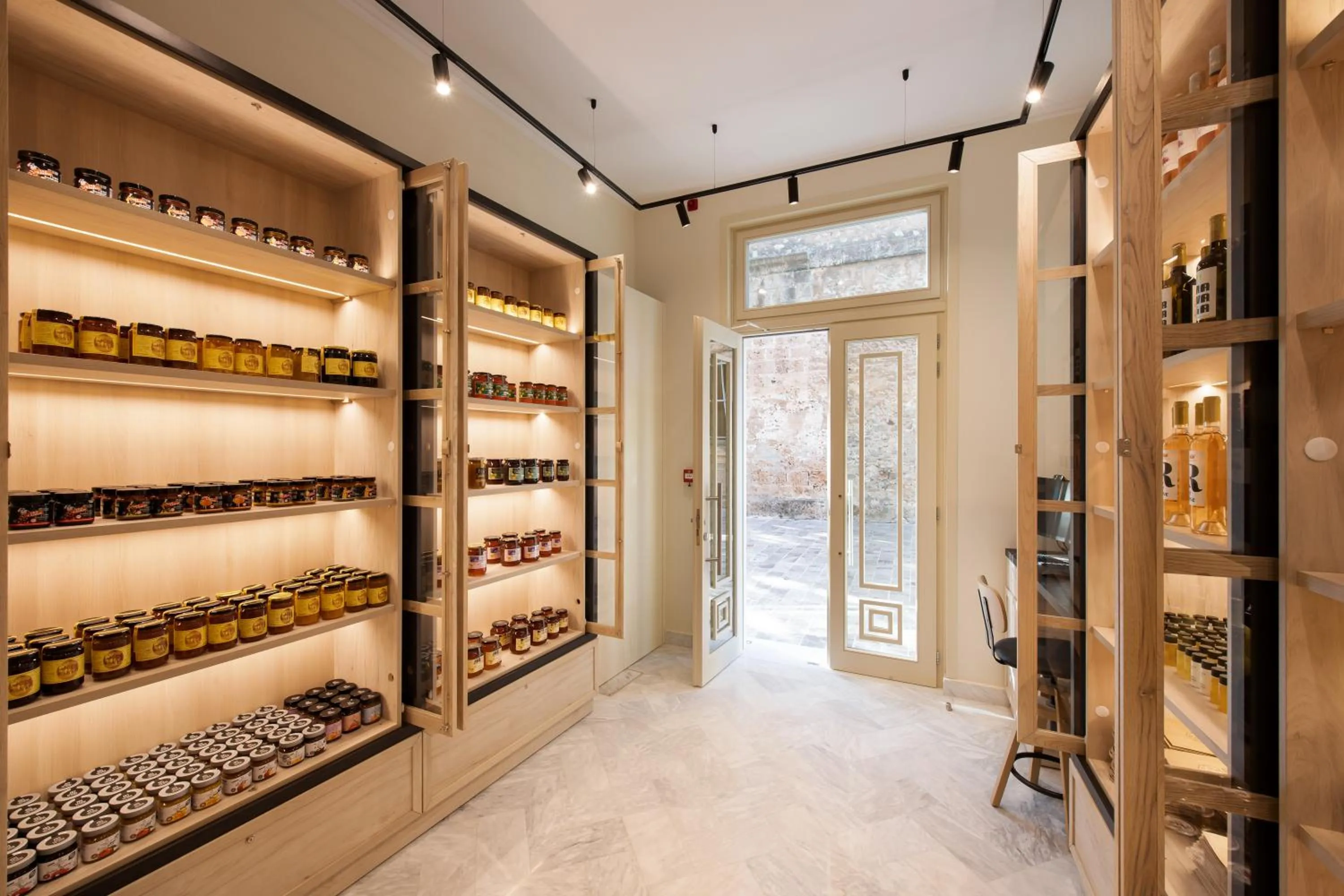 Lobby or reception in Epoch House & The Orange Shop - Adults Only