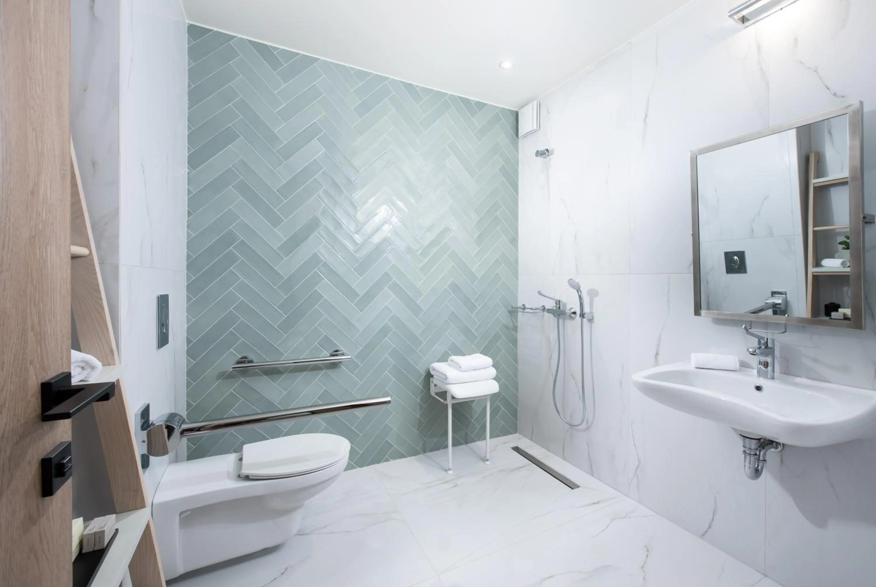 Shower in Epoch House & The Orange Shop - Adults Only