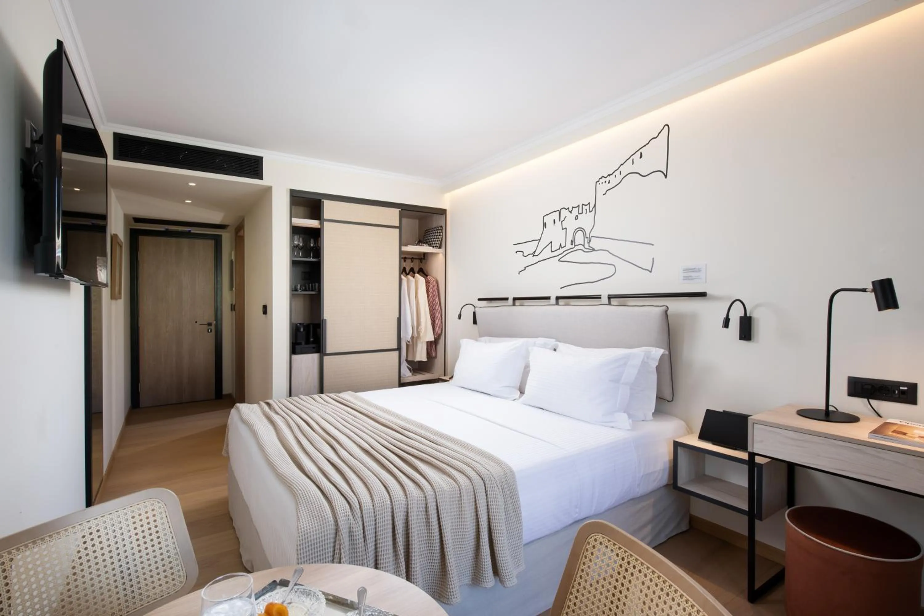 TV and multimedia, Bed in Epoch House & The Orange Shop - Adults Only