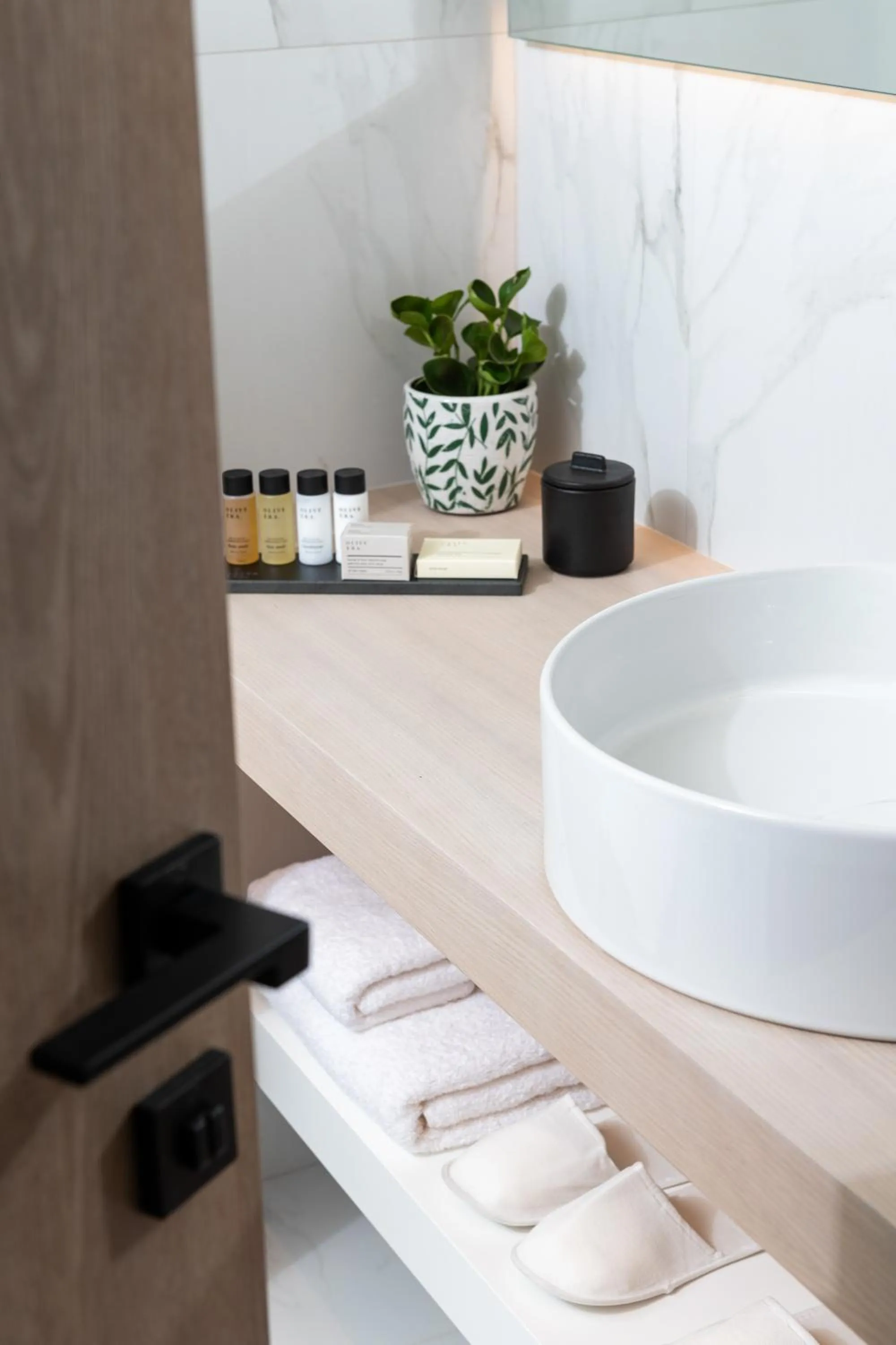 Bathroom in Epoch House & The Orange Shop - Adults Only