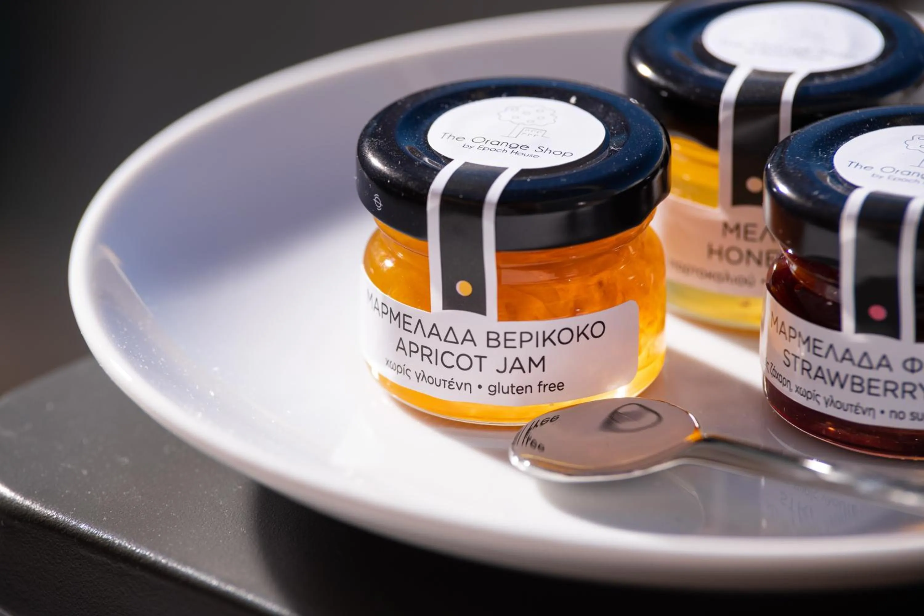 Food and drinks in Epoch House & The Orange Shop - Adults Only