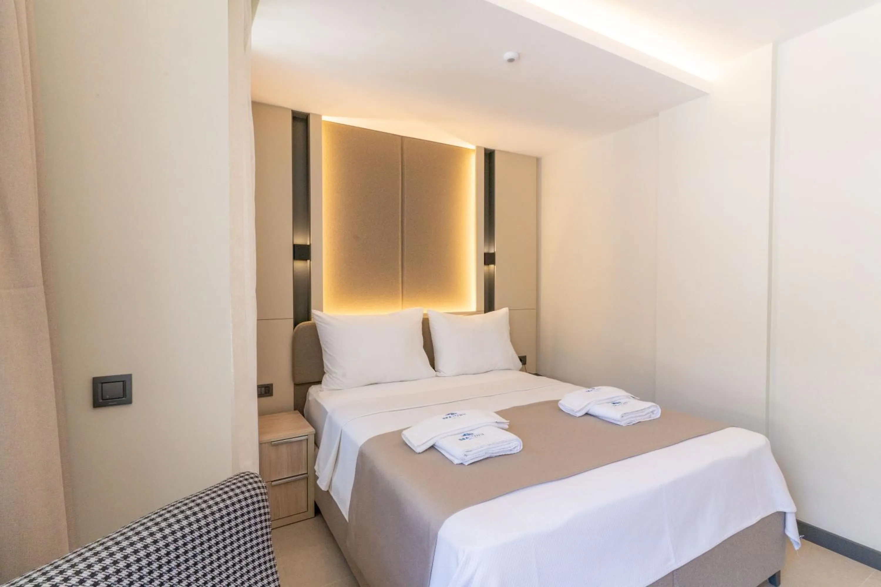 Bed in SeaTown Hotel