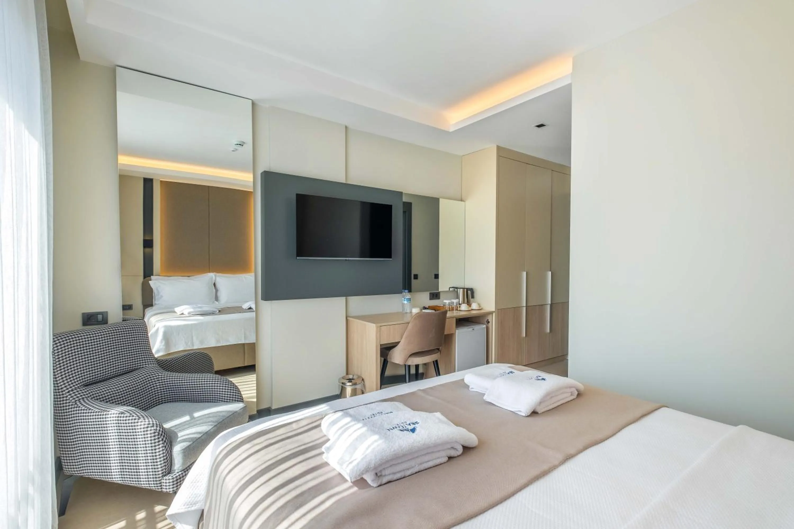 Bed in SeaTown Hotel