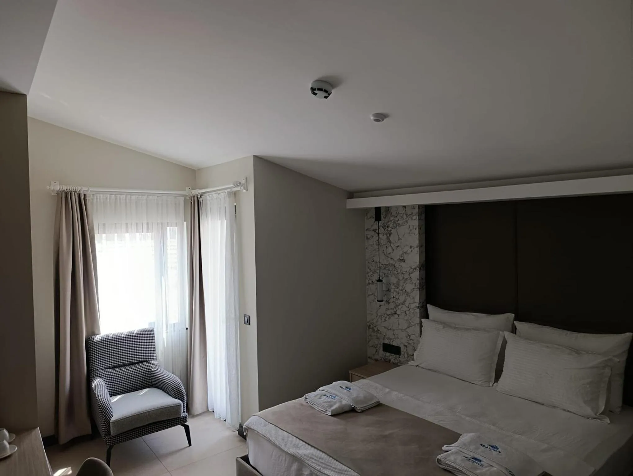 Photo of the whole room in SeaTown Hotel