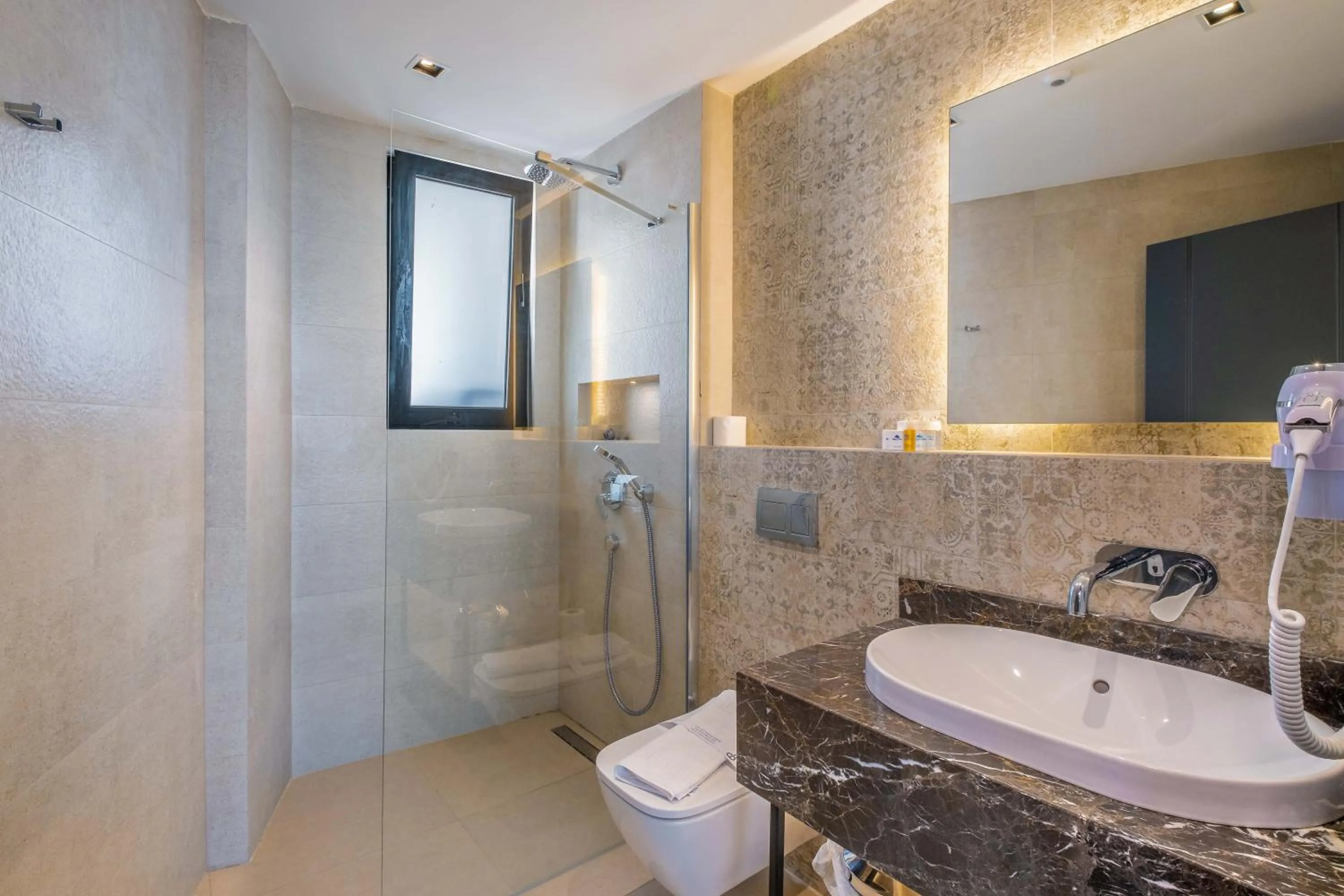 Bathroom in SeaTown Hotel