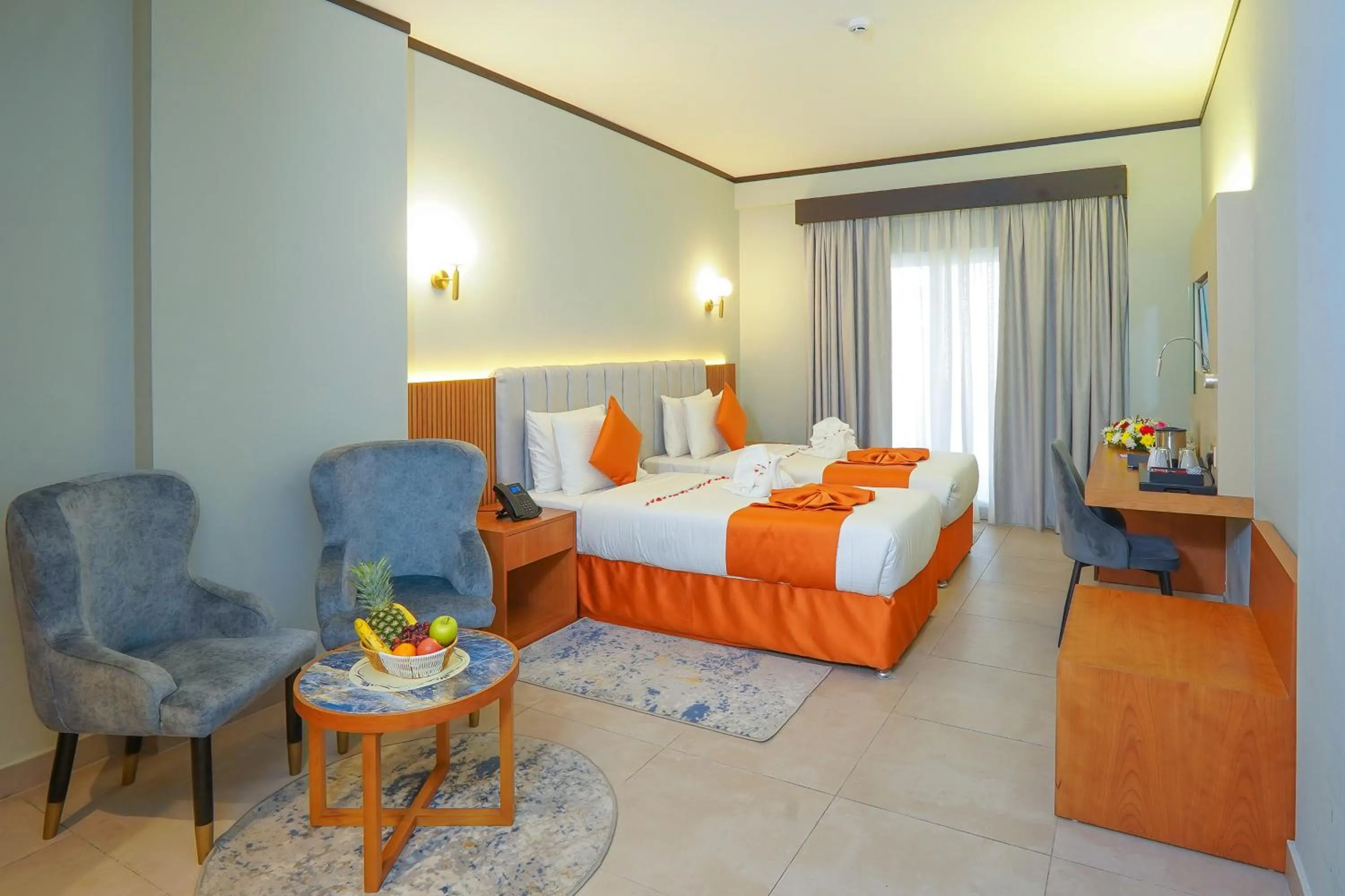 Bedroom, Bed in Concorde Palace Hotel