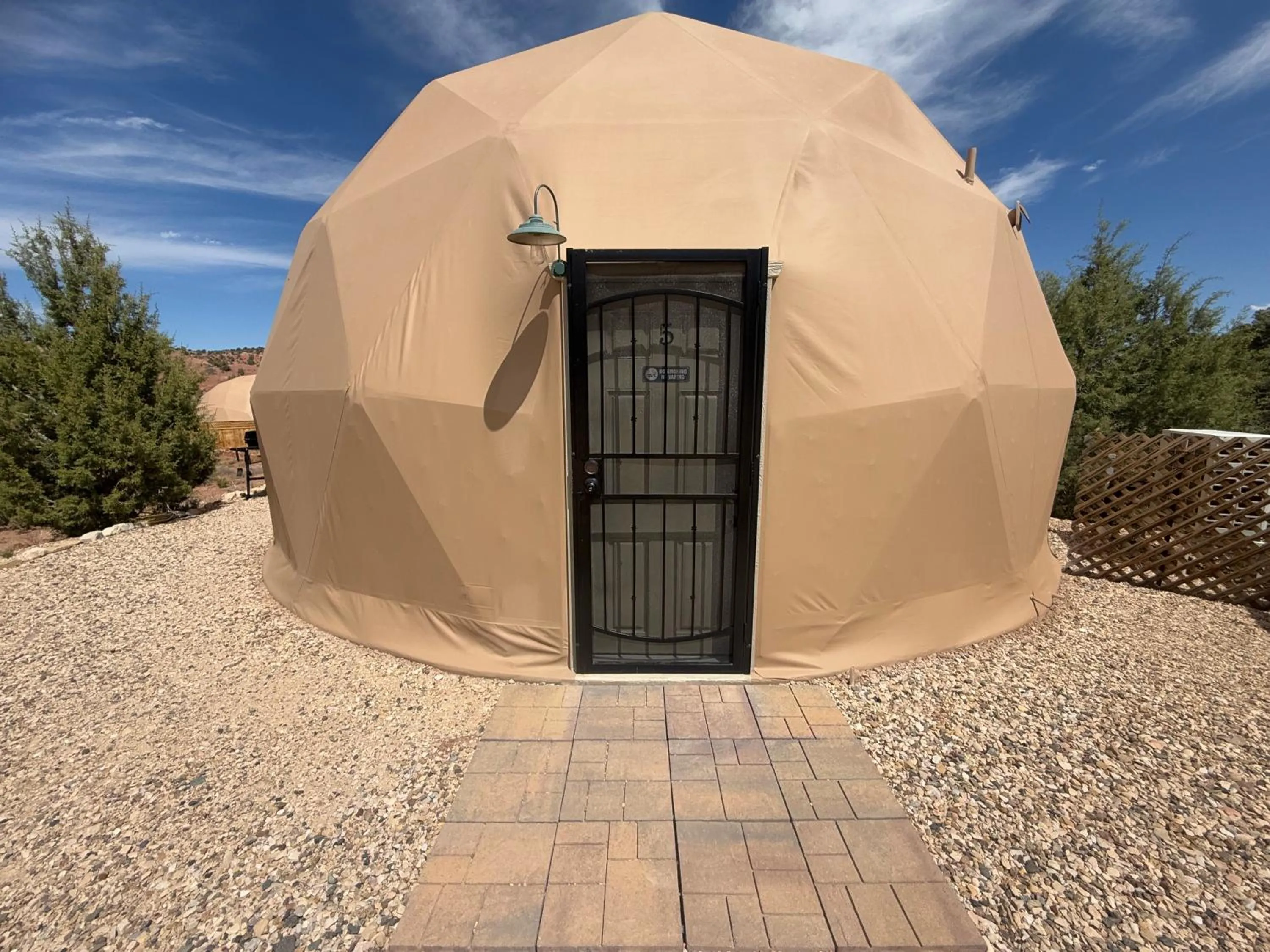 Property building in Bryce Glamp And Camp