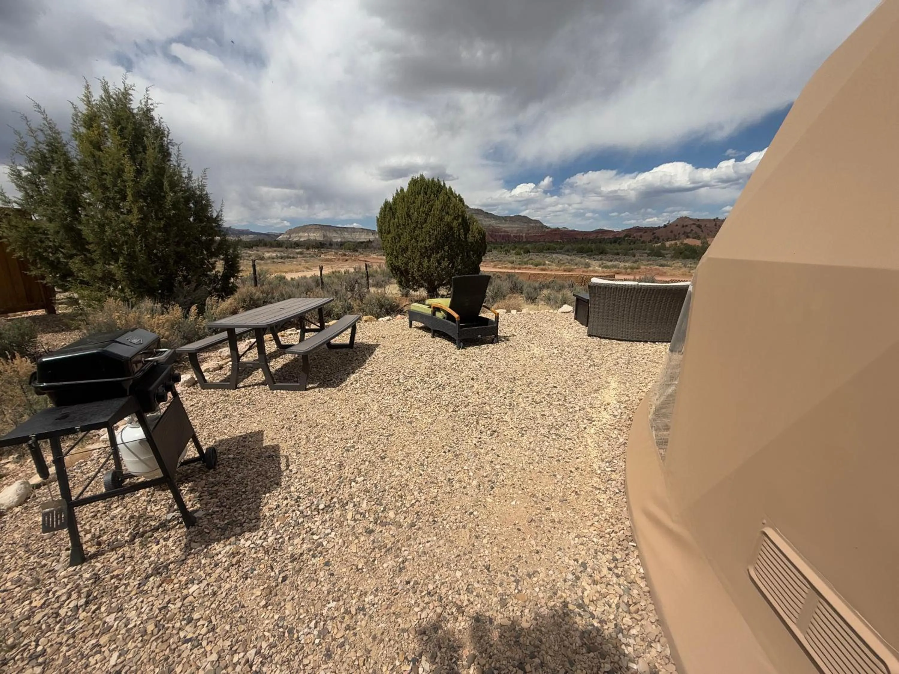 Patio in Bryce Glamp And Camp