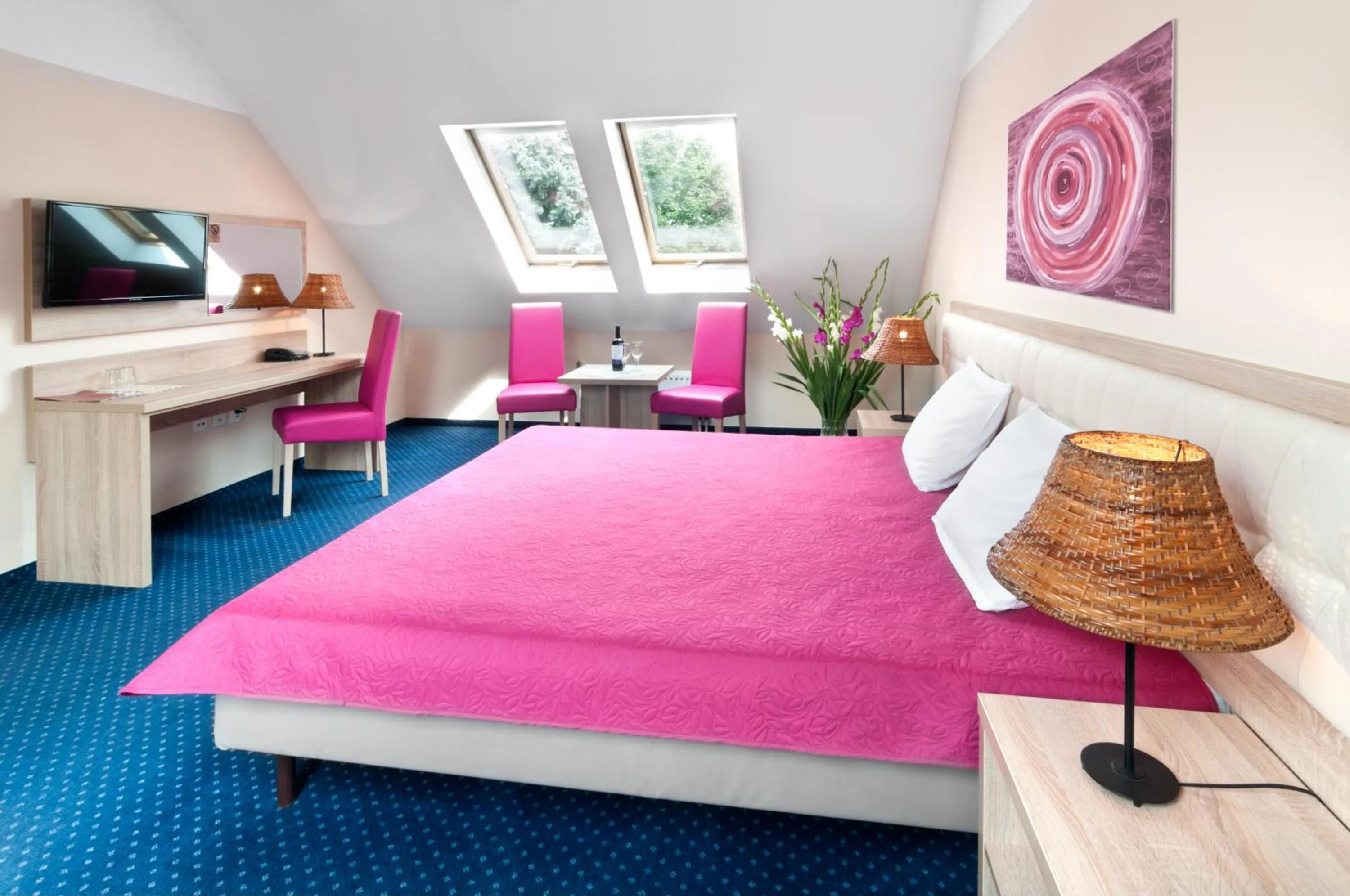 Photo of the whole room in Hotel Petrus