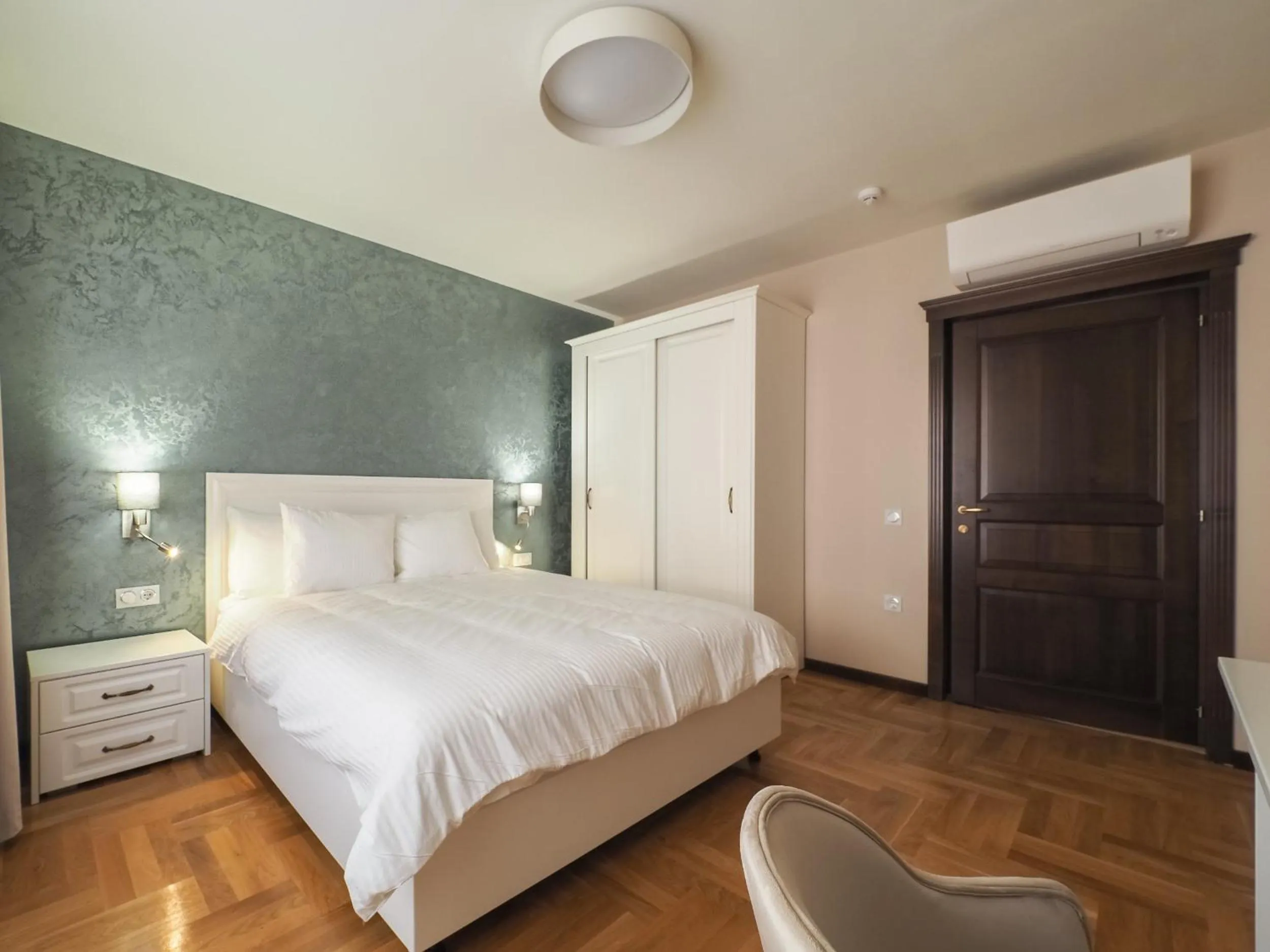 Bedroom, Bed in Boutique Central