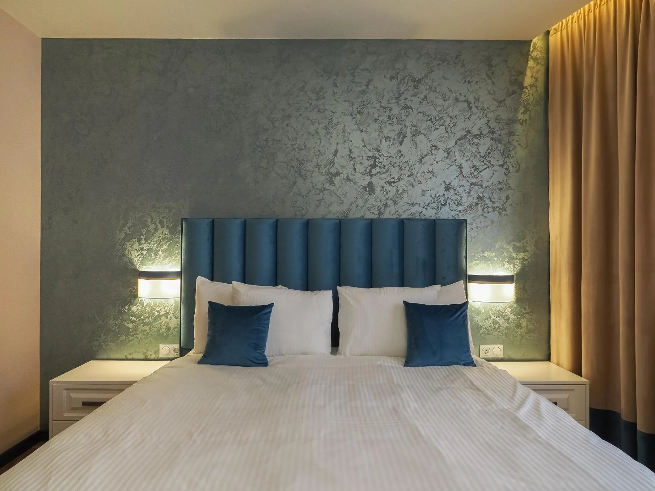 Bed in Boutique Central