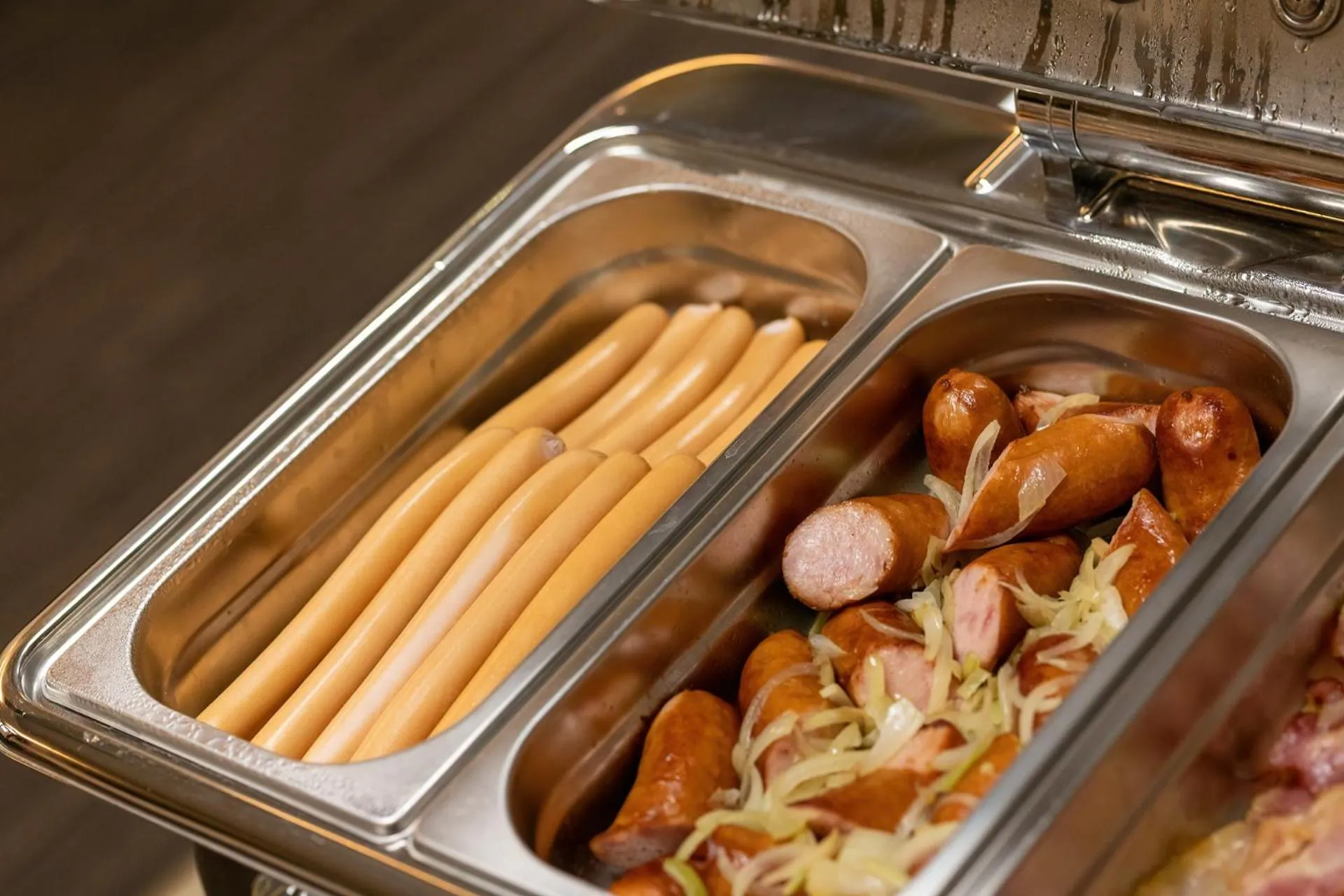 Food and drinks in Villa Angela