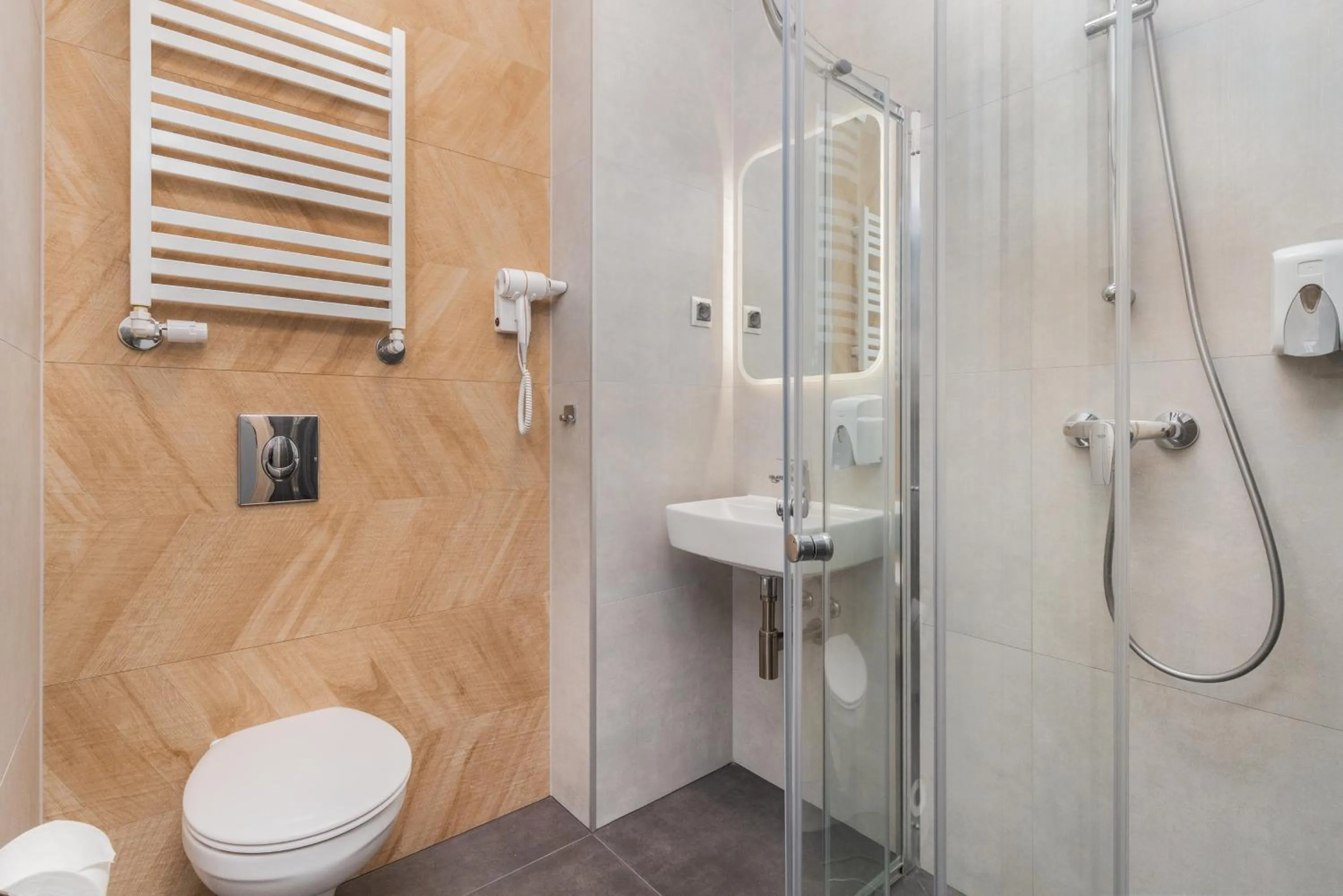 Shower in Villa Angela