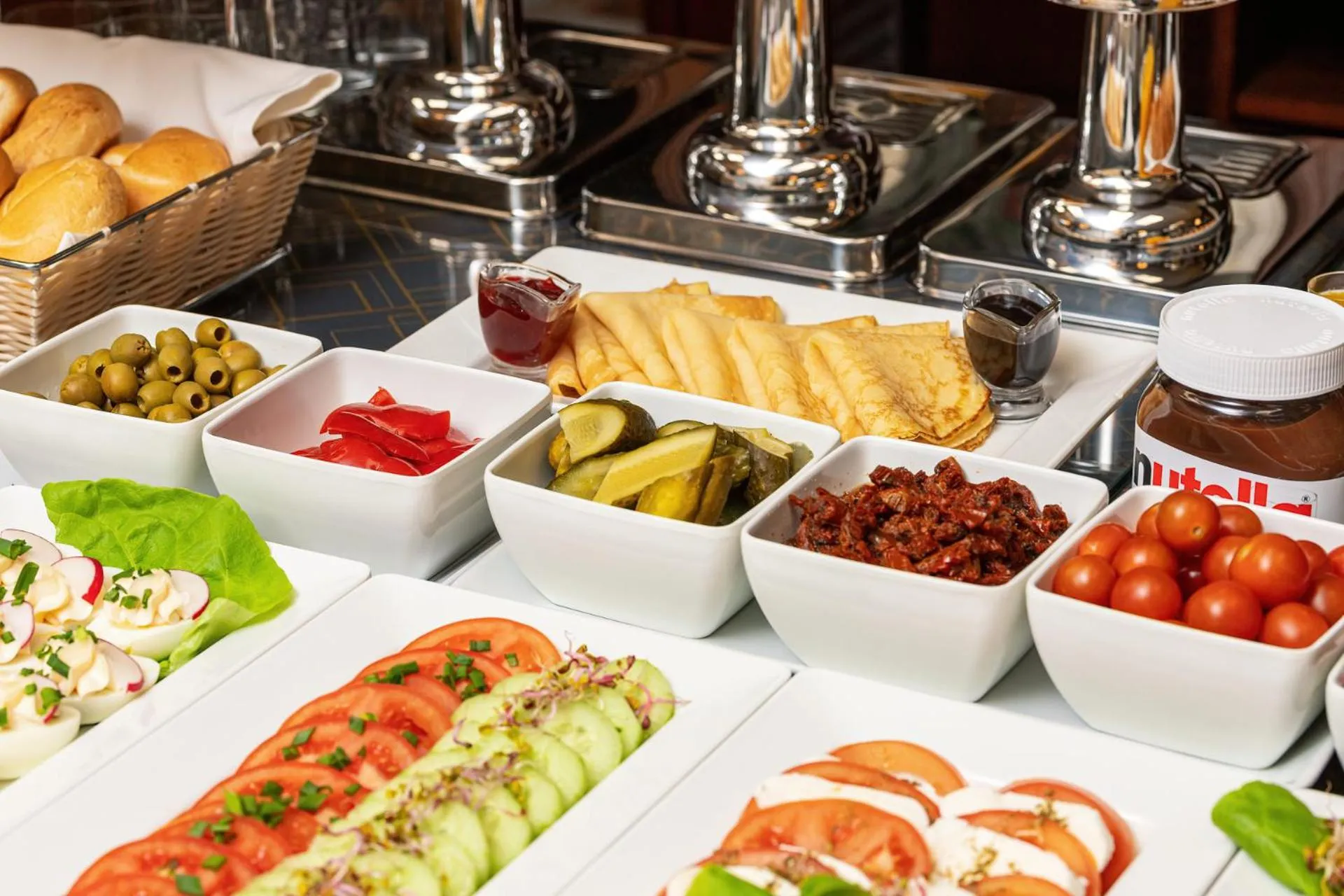 Food and drinks in Villa Angela