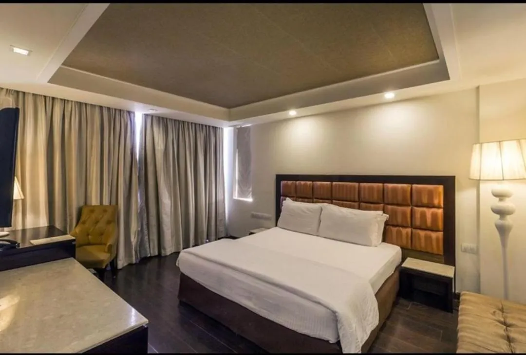 Bed in Madhuban Hotel , New delhi