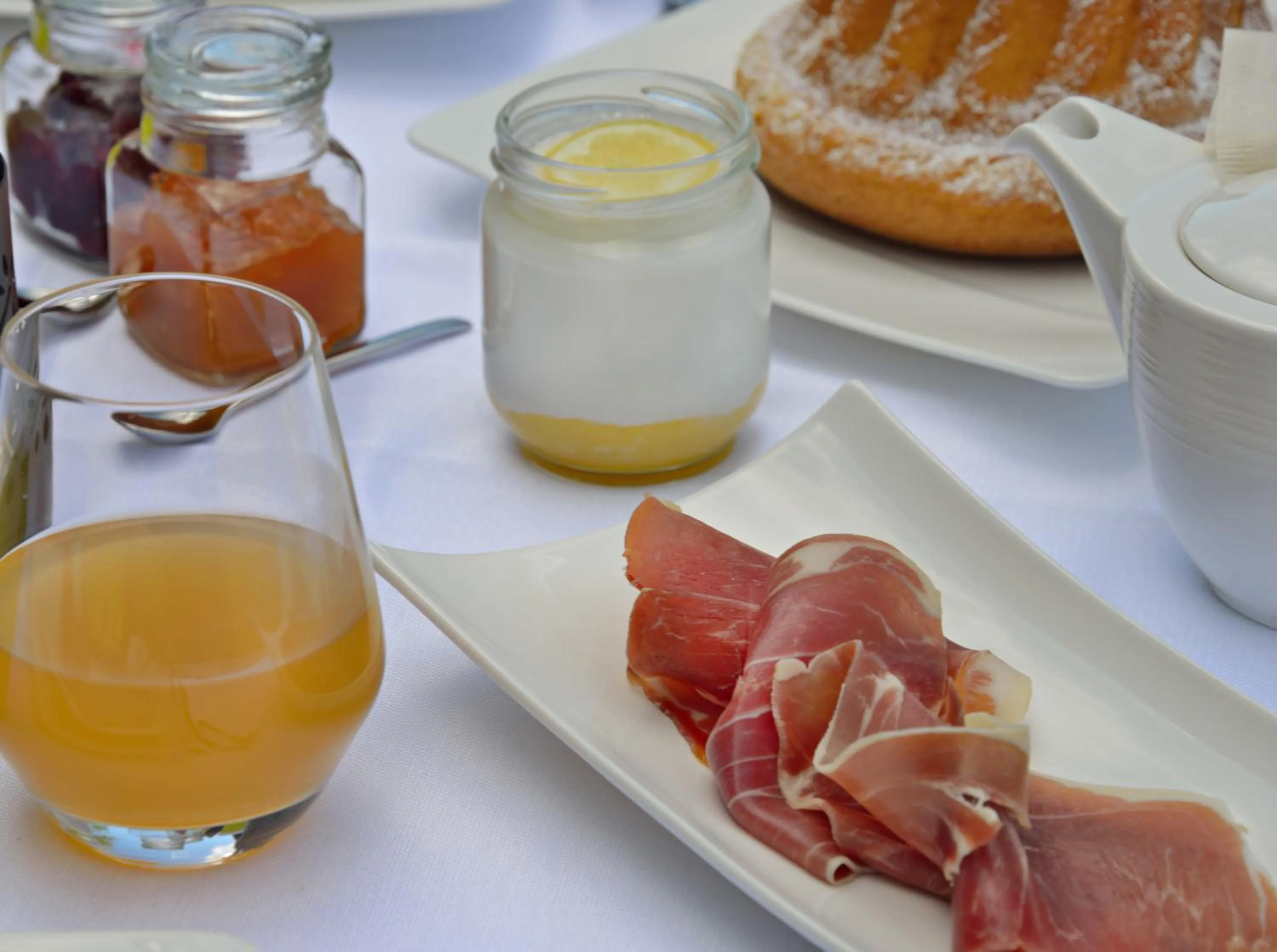 English/Irish breakfast in Cottage 1956 - Maison d'hôtes