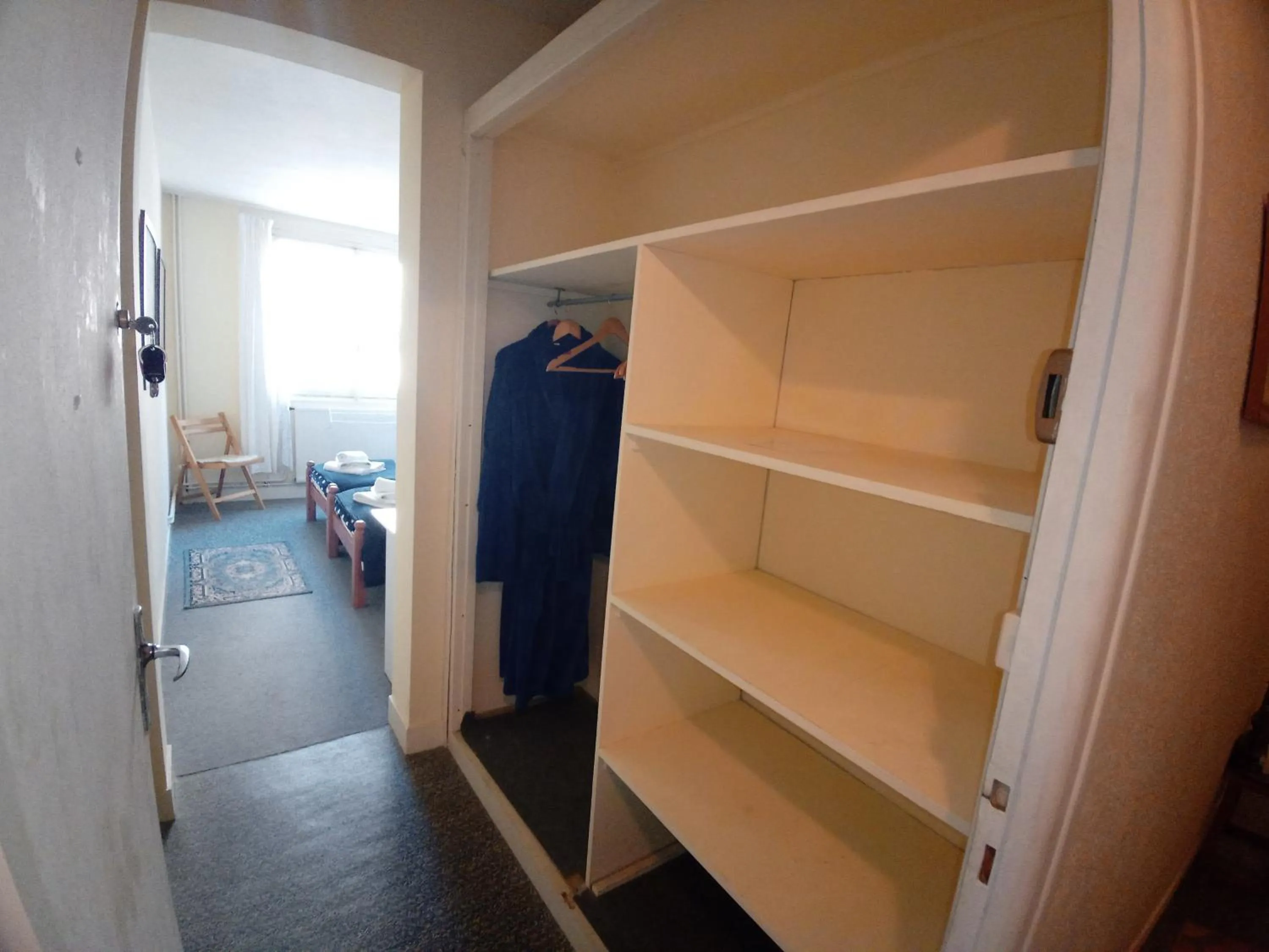 wardrobe in Lenard Charles Bed & Breakfast