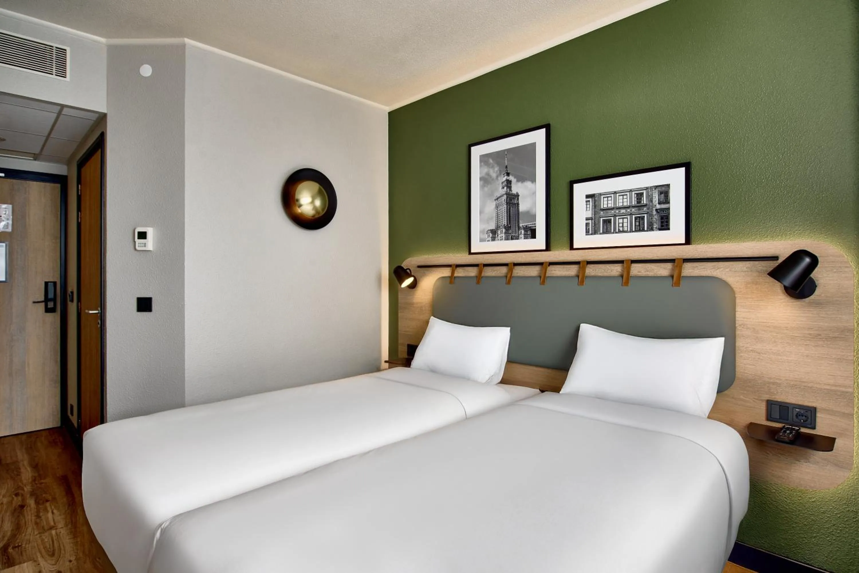 Bed in CAMPANILE PRIME Warszawa Centrum