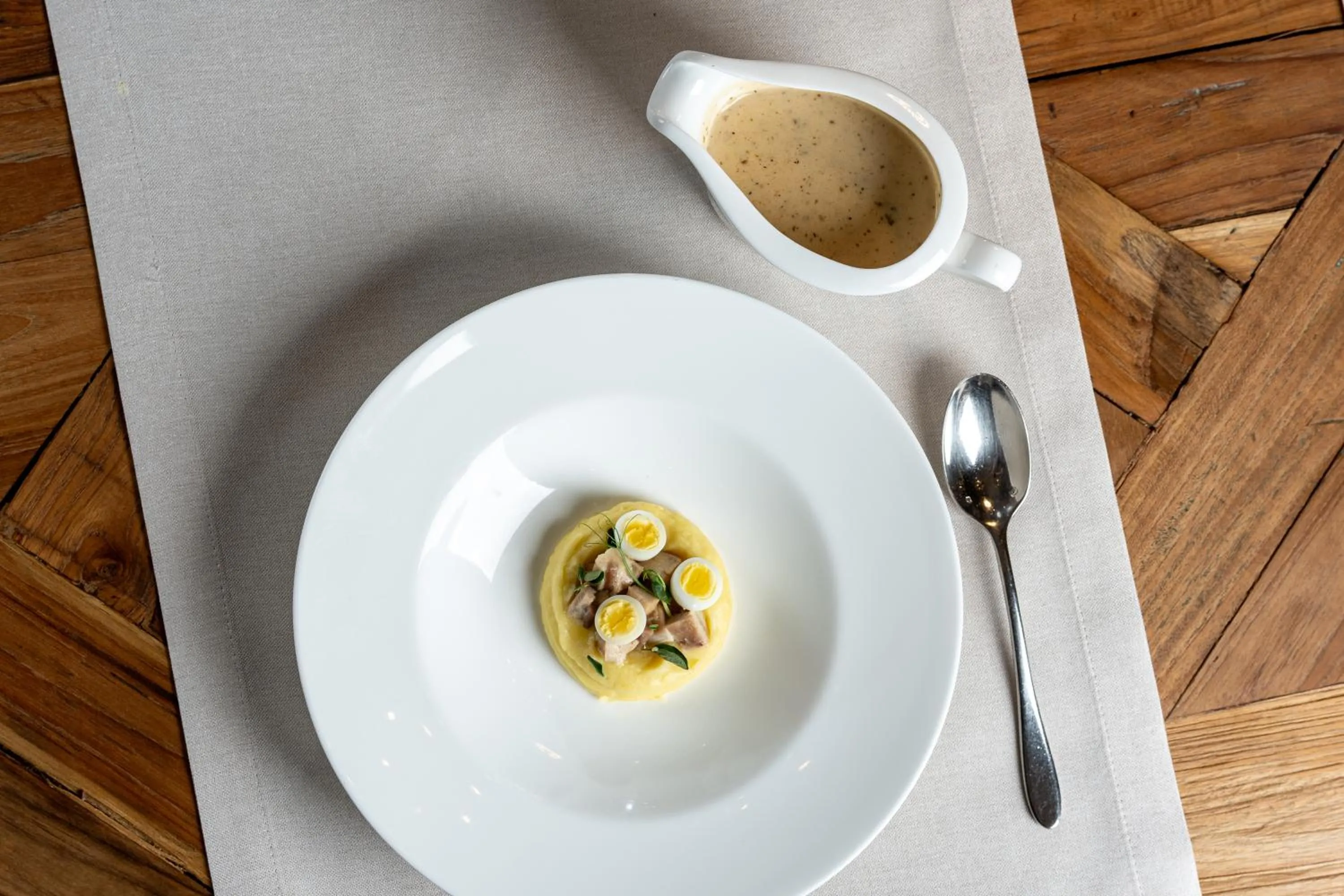 Food in Airport Hotel Okęcie