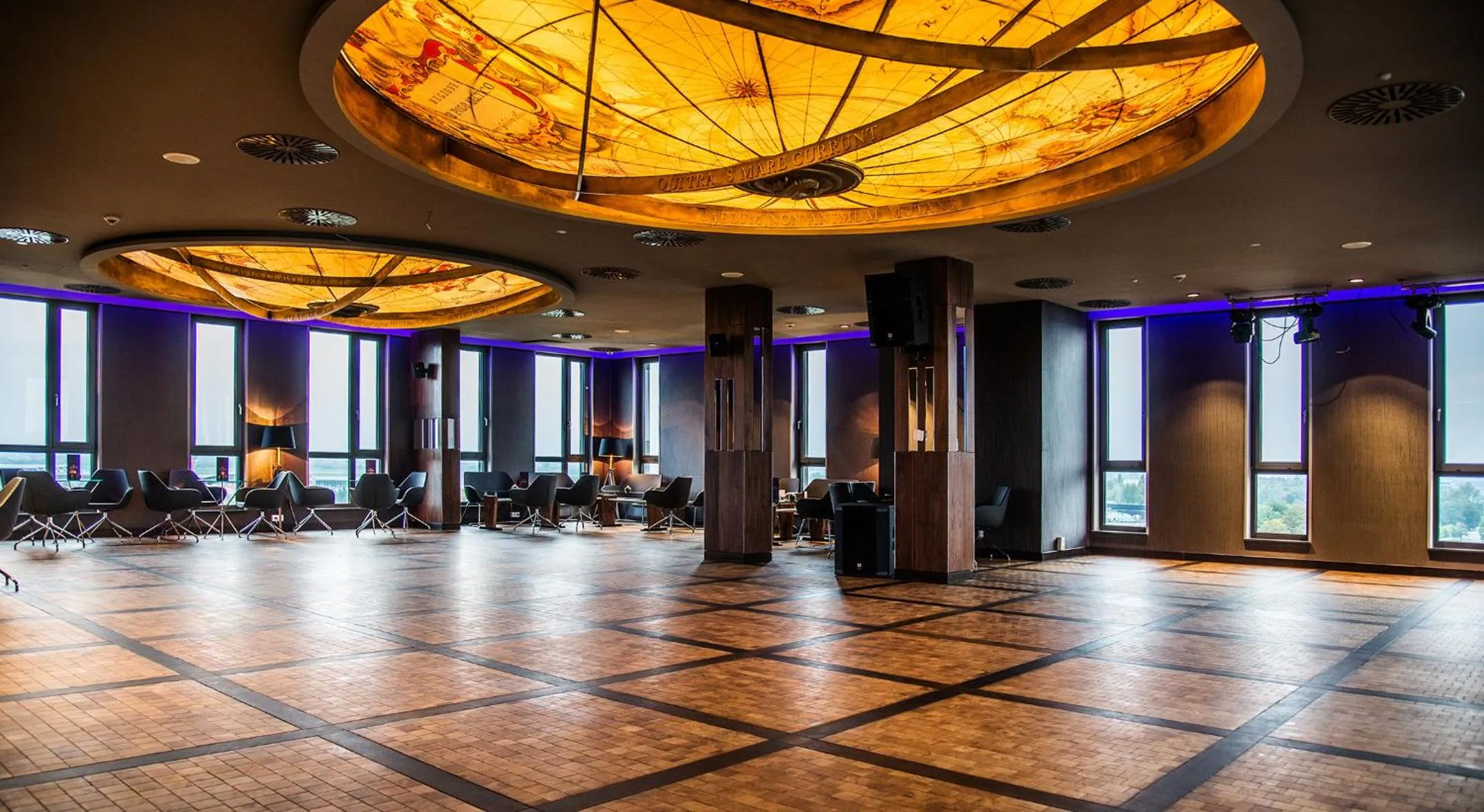 Restaurant/places to eat in Airport Hotel Okęcie