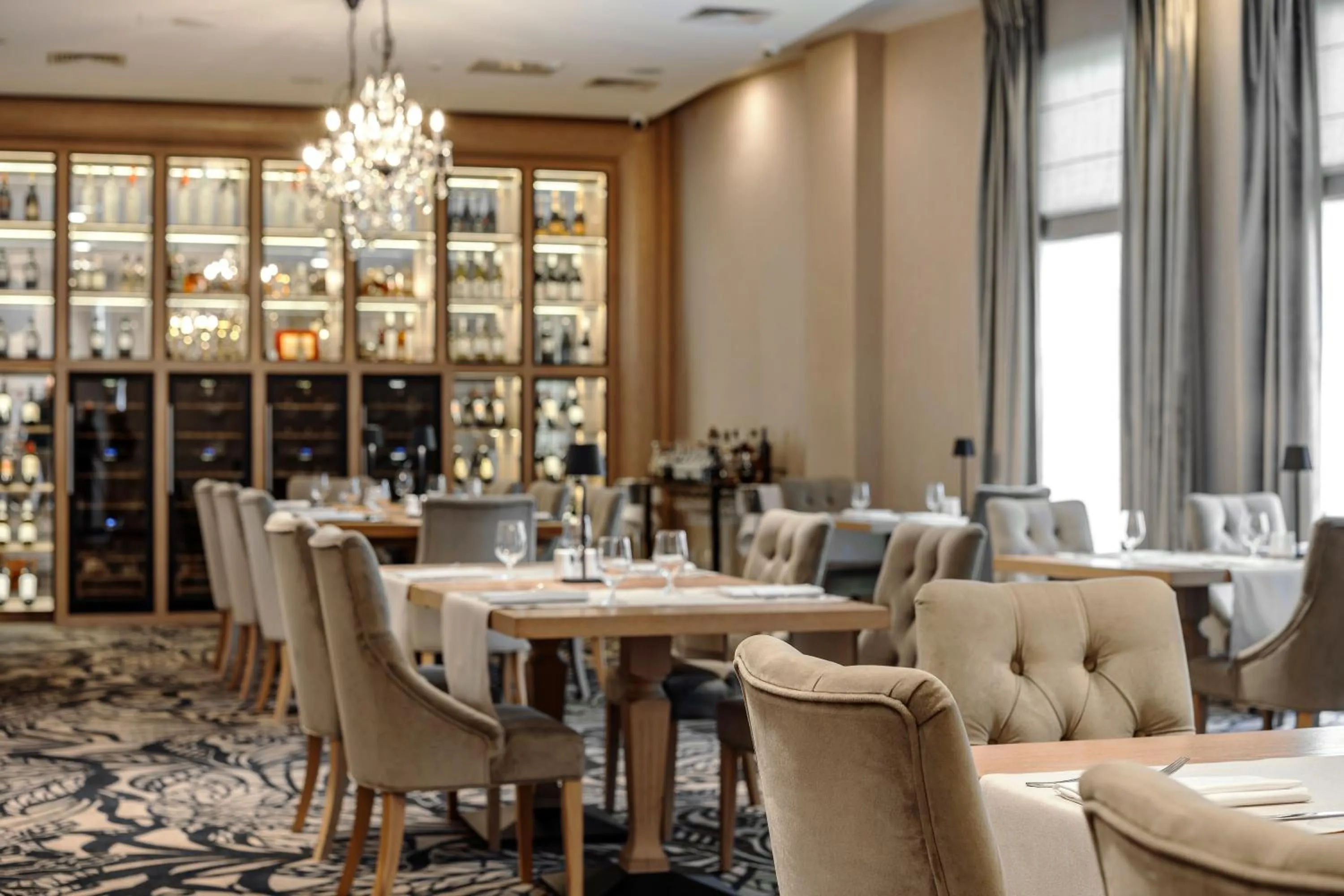 Restaurant/places to eat in Airport Hotel Okęcie