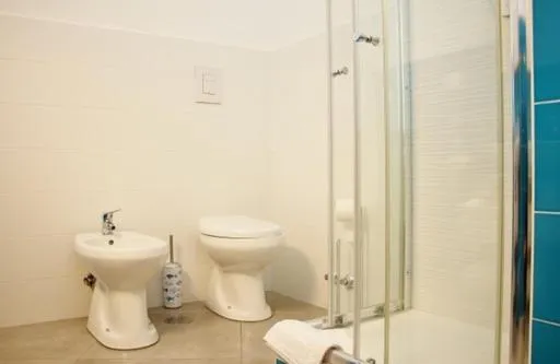 Toilet in B&B Sunset da carla