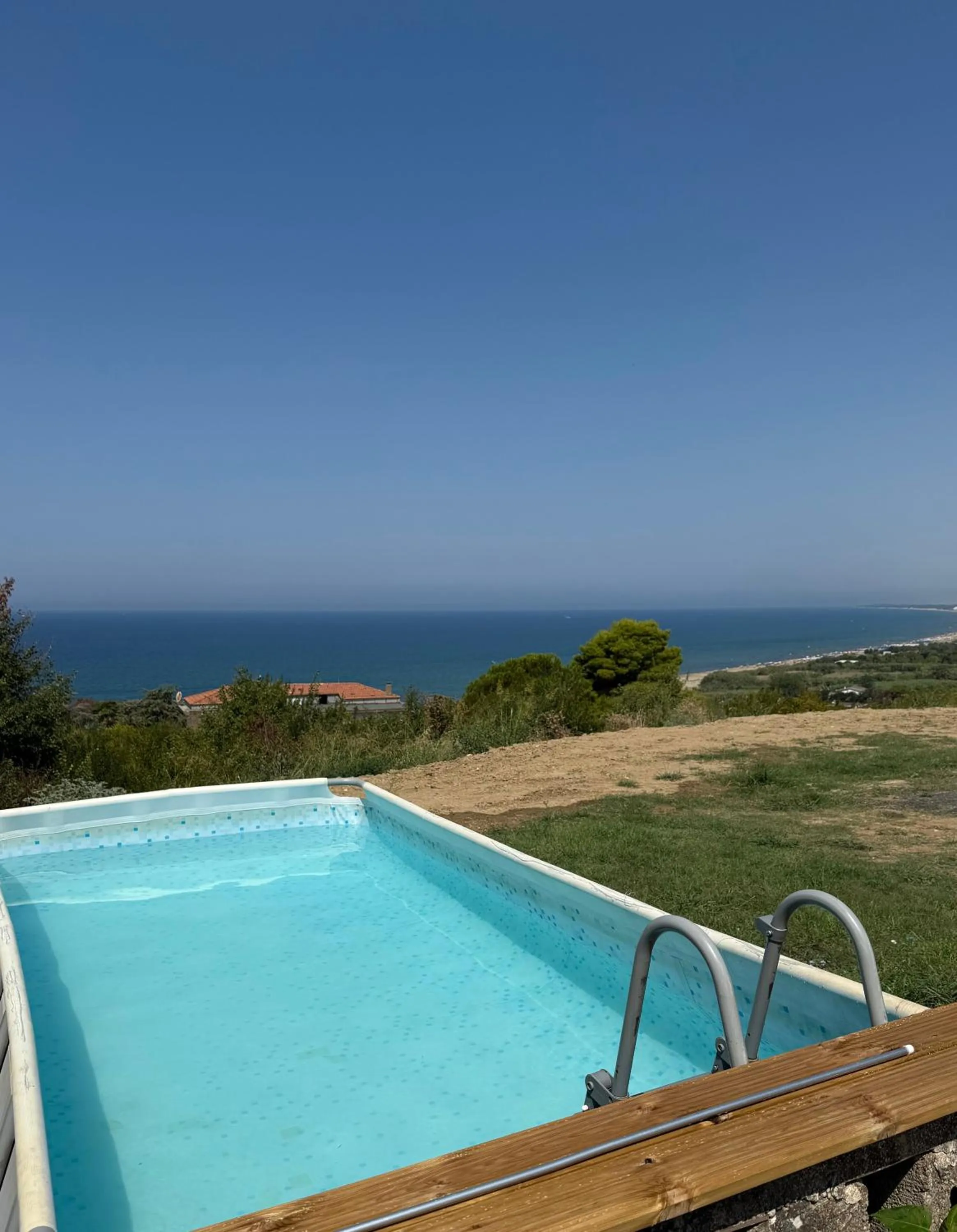 Swimming pool in B&B Sunset da carla