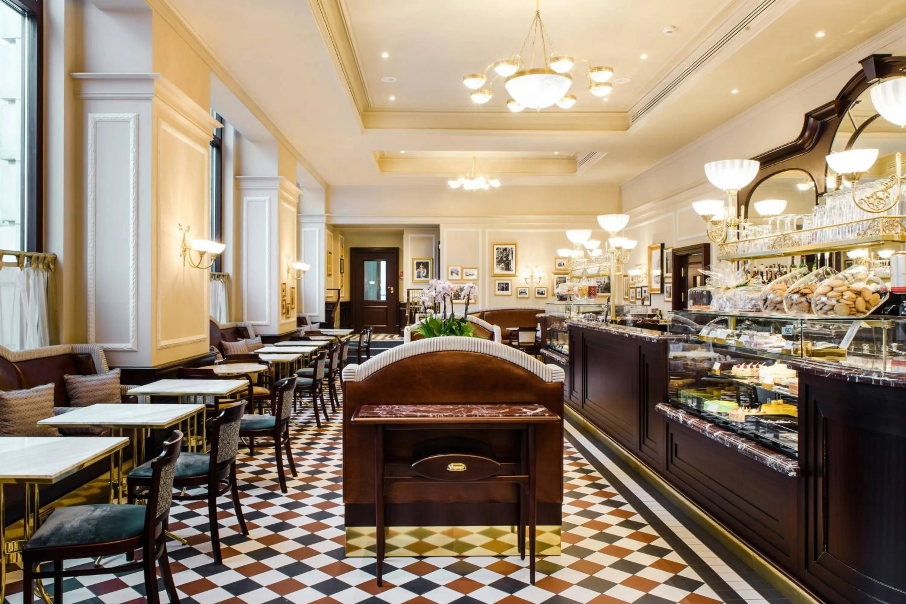 Restaurant/places to eat in Hotel Bristol, A Luxury Collection Hotel, Warsaw