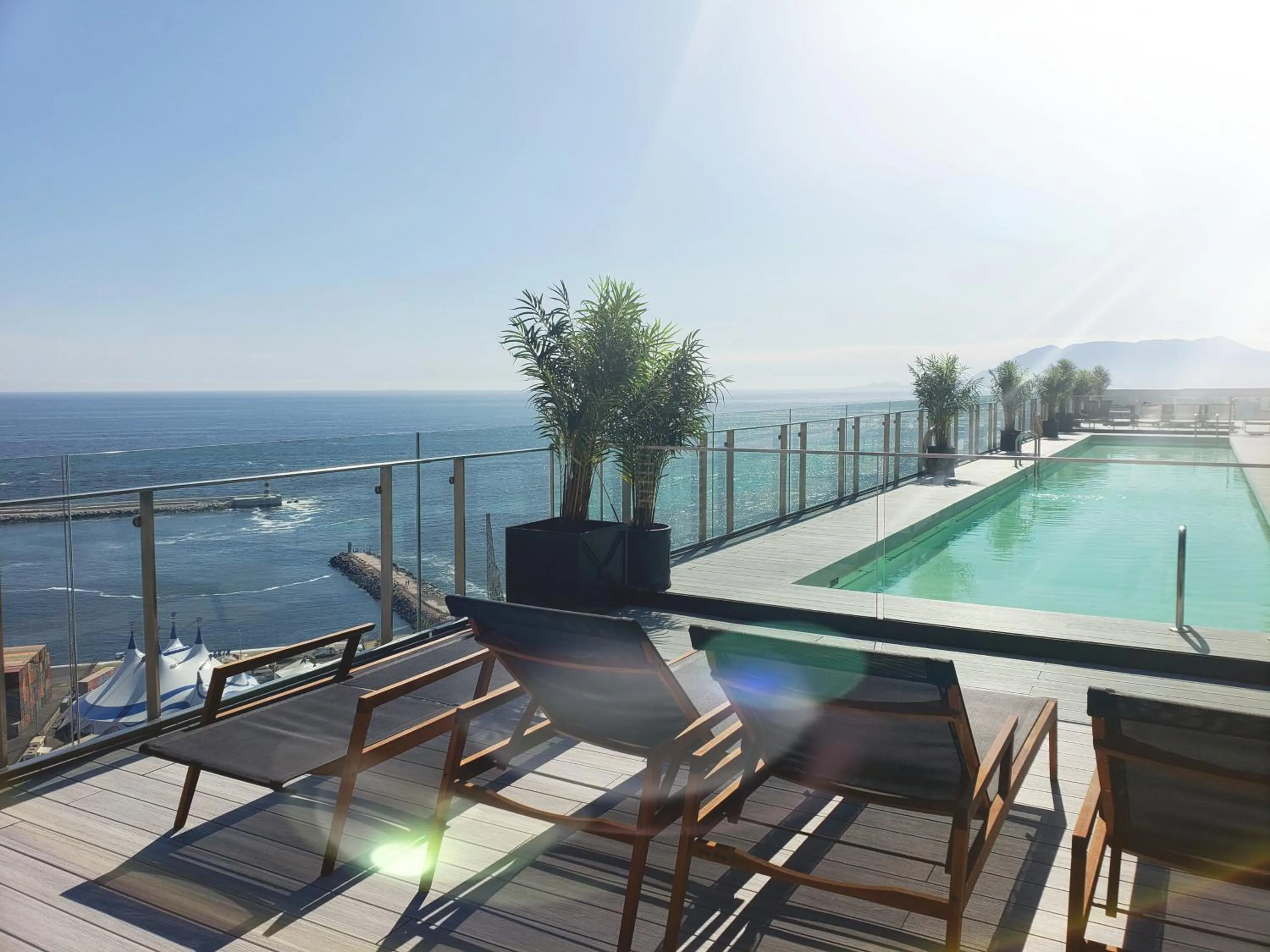 Pool view in Hotel Alto Antofagasta