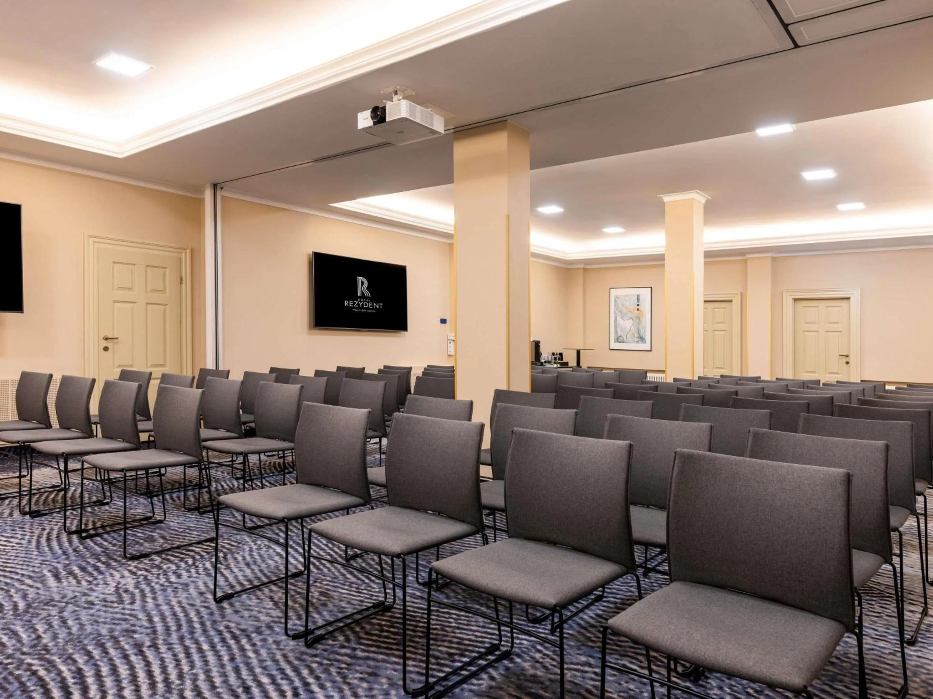 Meeting/conference room in Rezydent Hotel Sopot - MGallery Collection