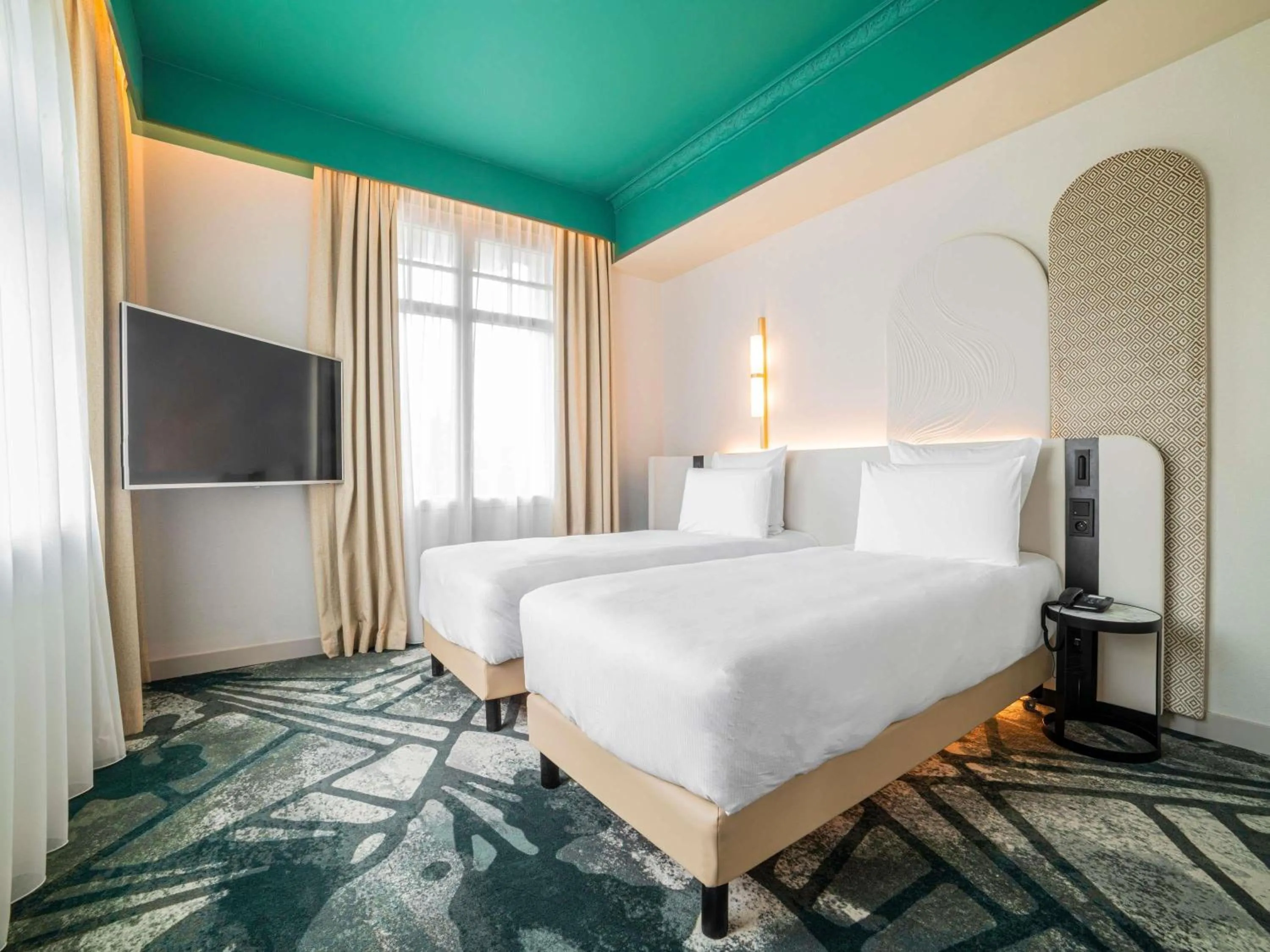 Bedroom, Bed in Rezydent Hotel Sopot - MGallery Collection