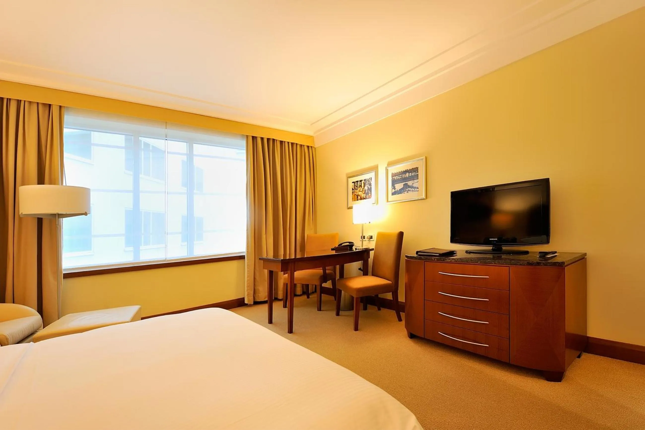 Bed in Regent Warsaw Hotel