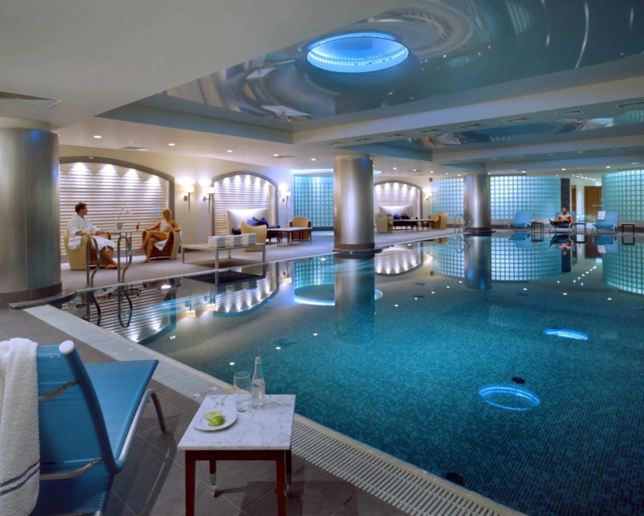Swimming pool in Regent Warsaw Hotel