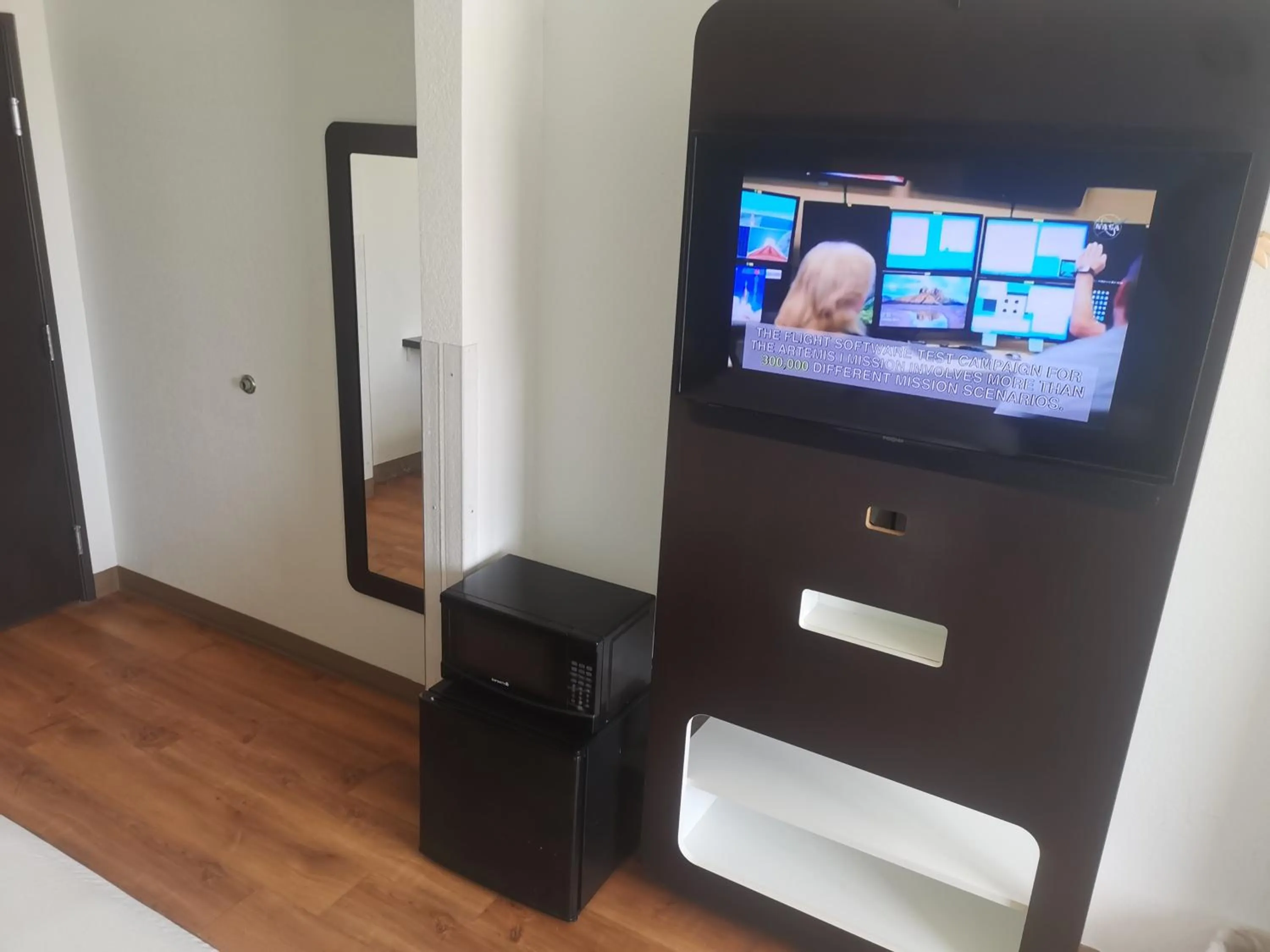 TV and multimedia in Emblaze Hotel