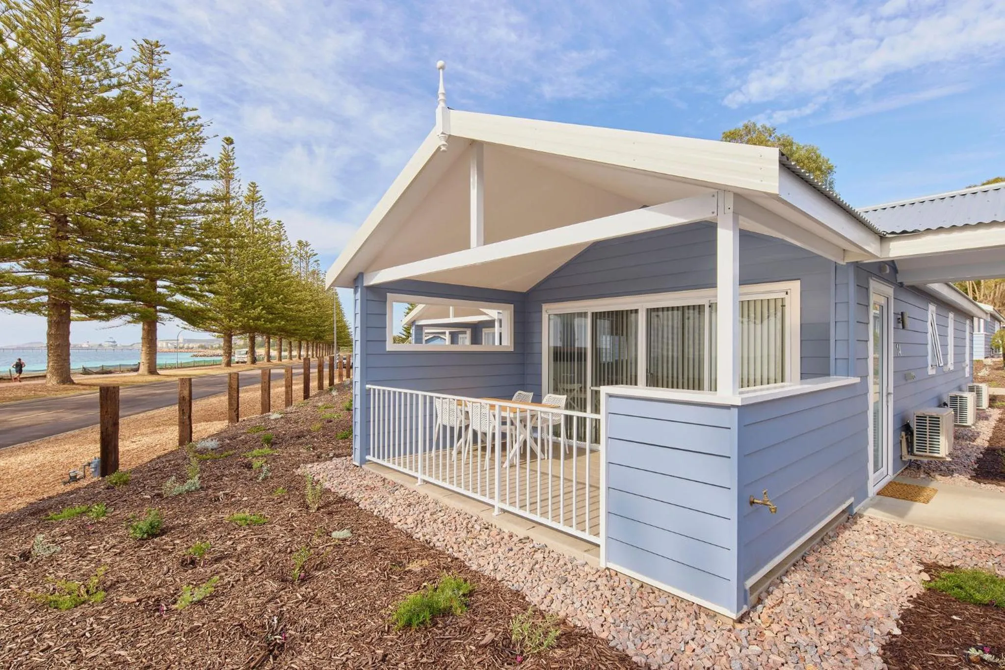 Property building in RAC Esperance Holiday Park