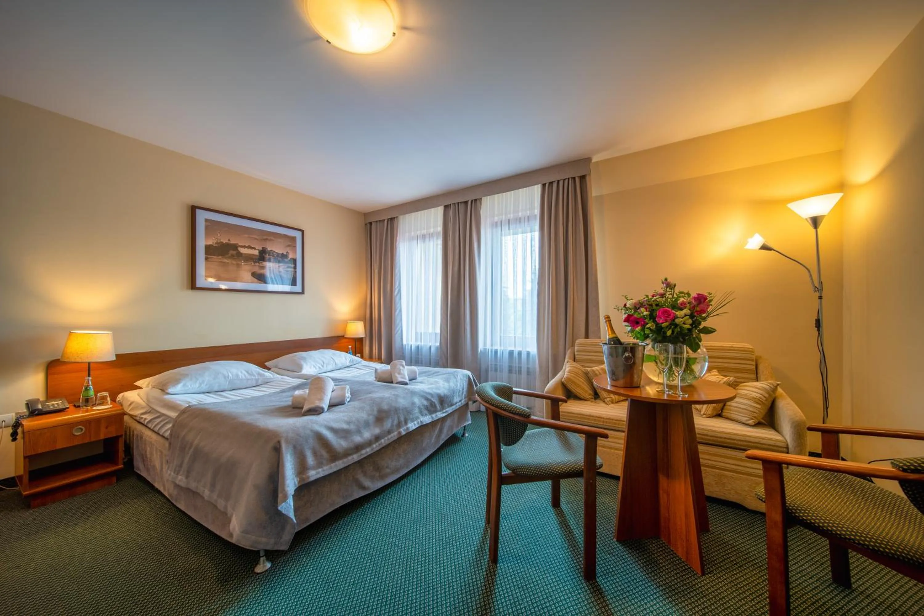 Bed in Hotel City SM Business & Spa