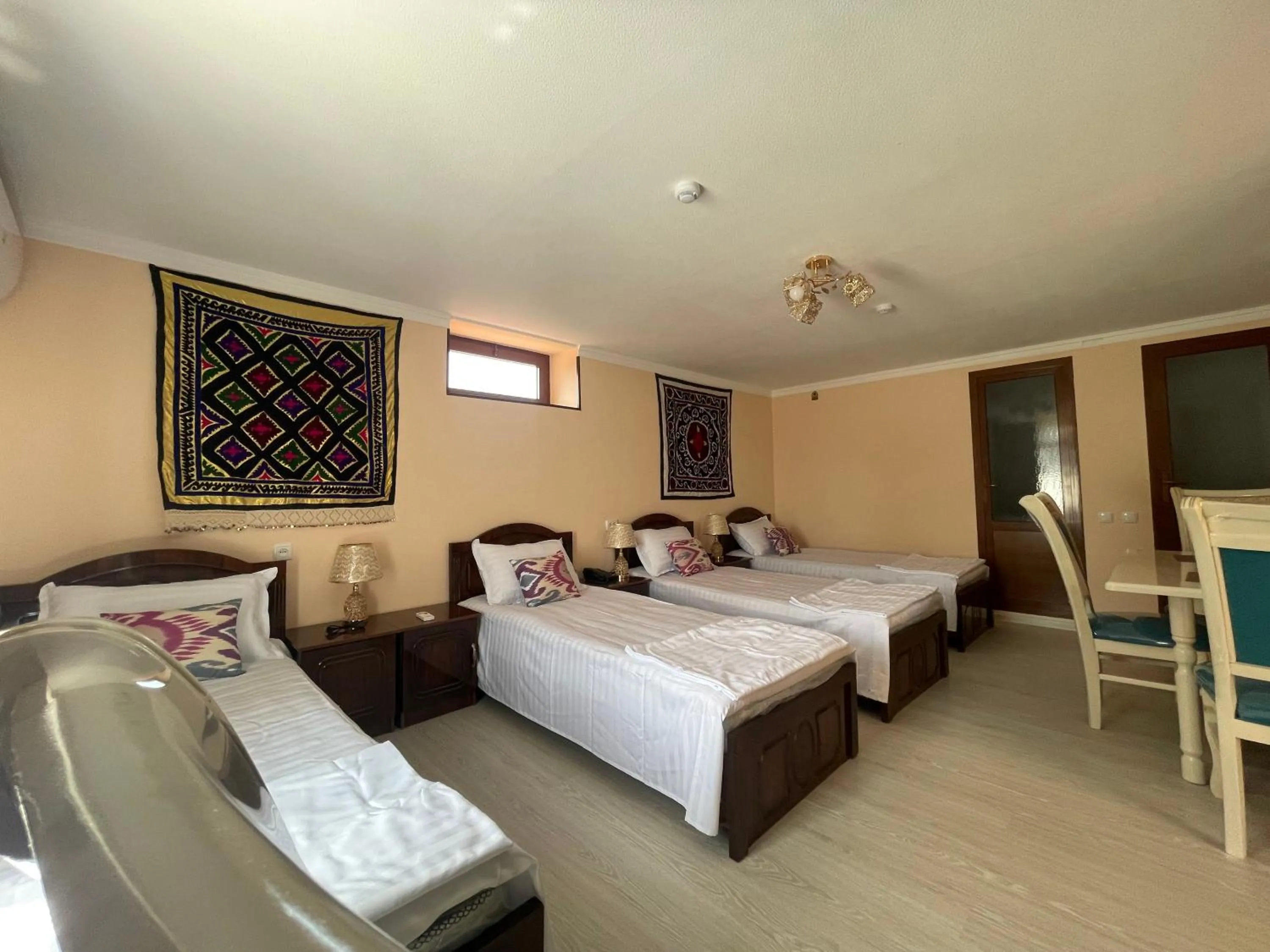 Bed in Hotel Samarkand Ali