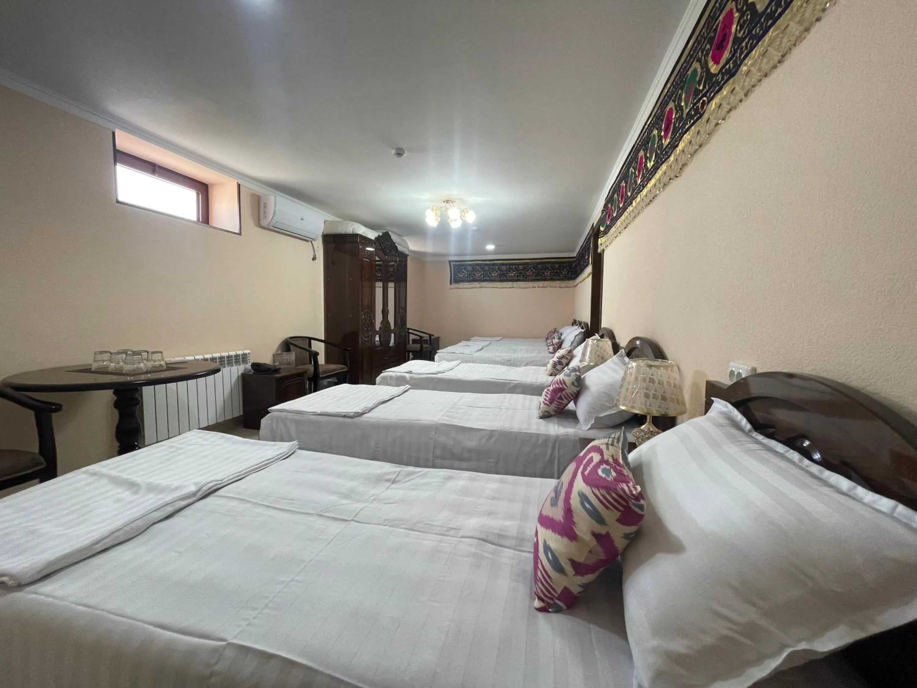 Photo of the whole room, Bed in Hotel Samarkand Ali
