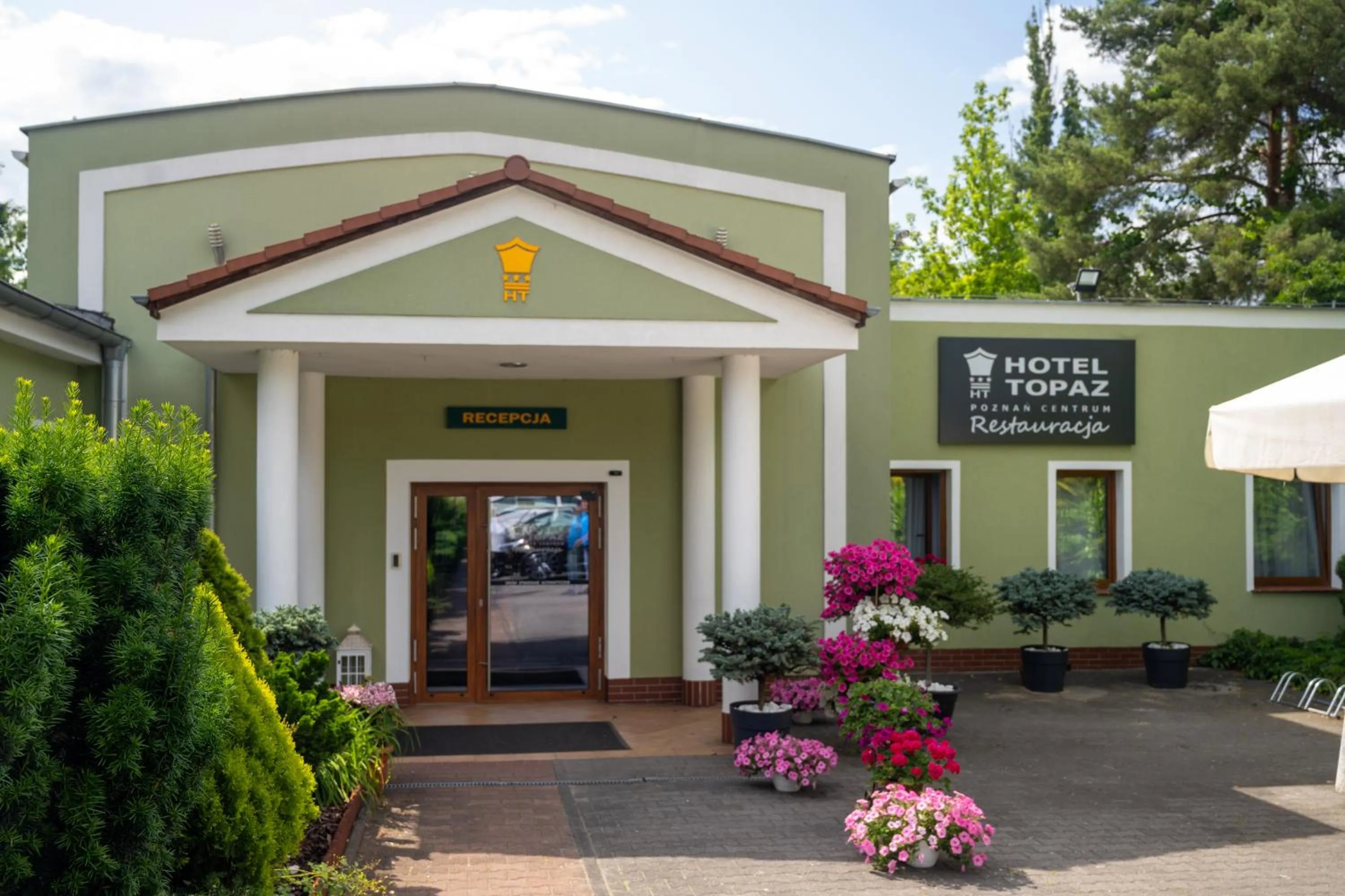 Property building in Hotel Topaz Poznań Centrum