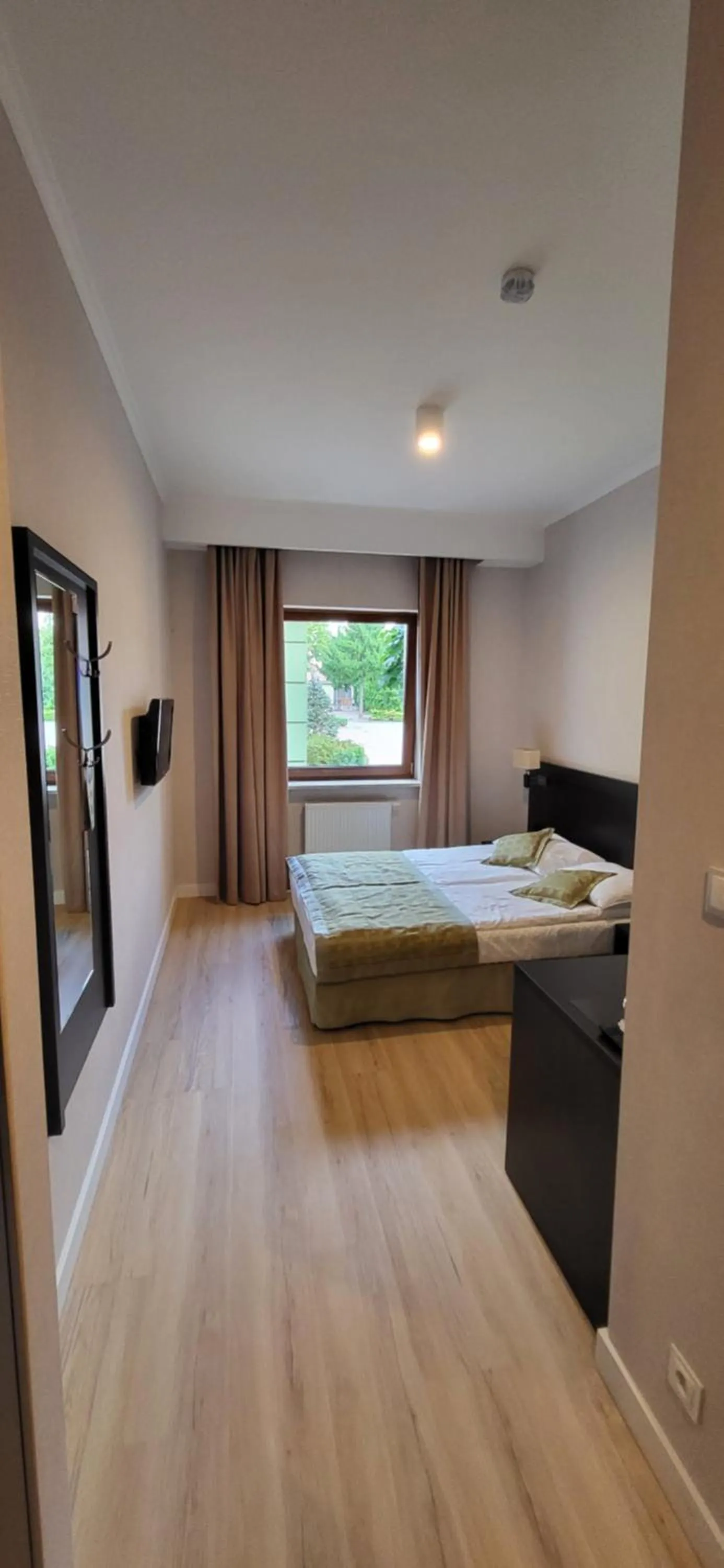 Photo of the whole room, Bed in Hotel Topaz Poznań Centrum