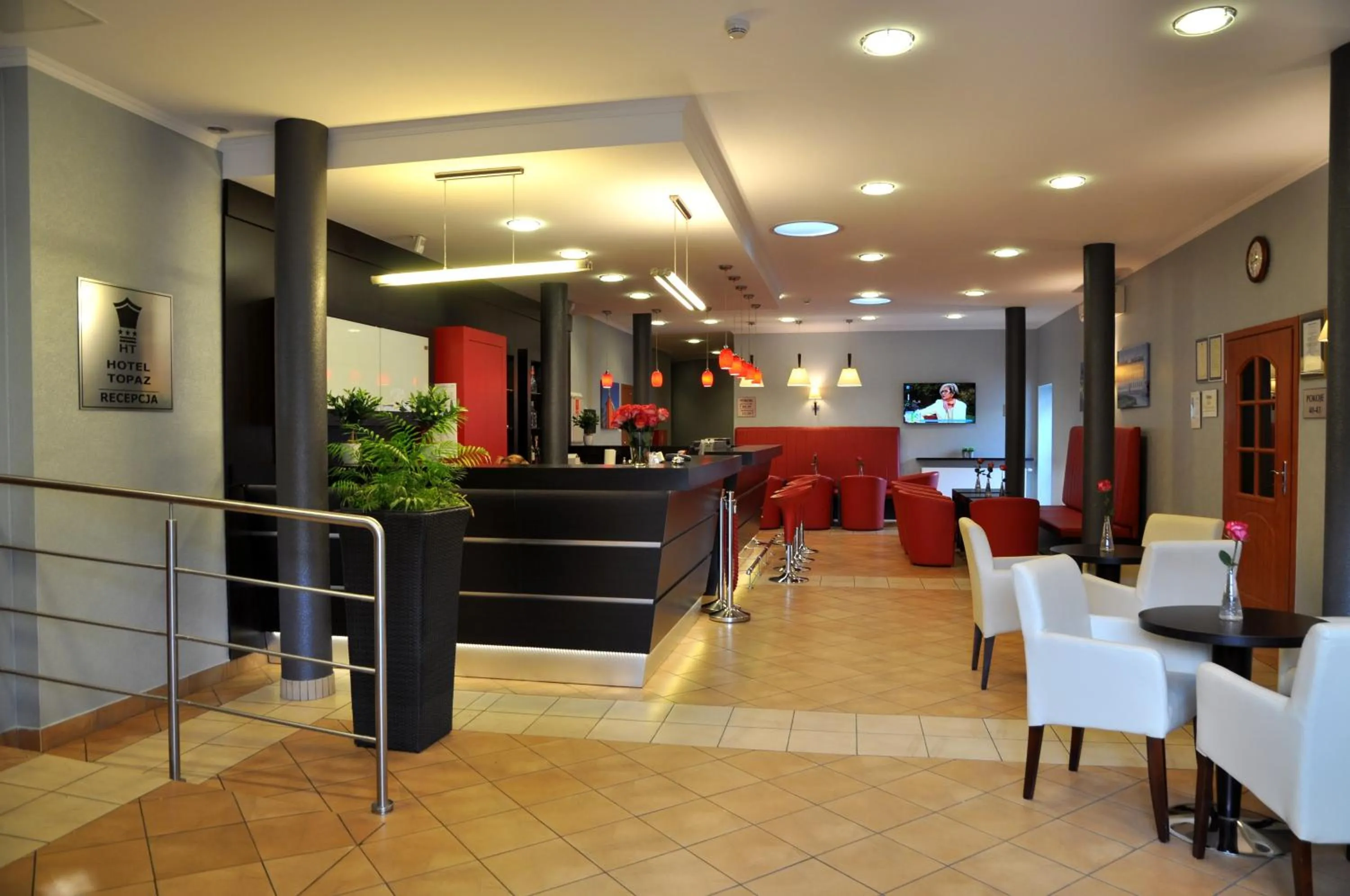 Lobby or reception in Hotel Topaz Poznań Centrum