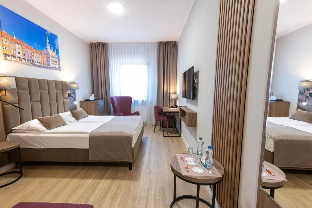 Photo of the whole room, Bed in Hotel Topaz Poznań Centrum