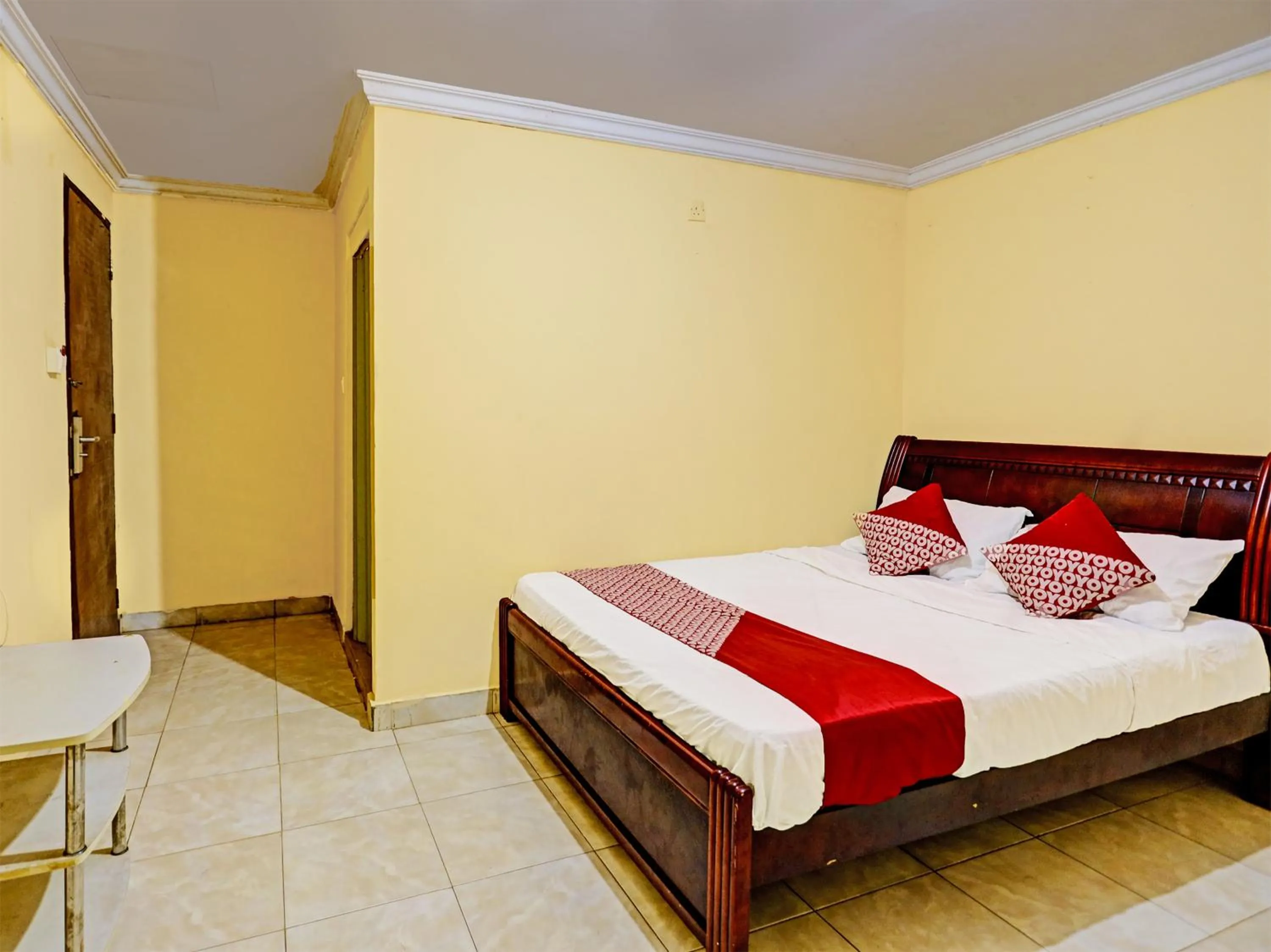 Bedroom, Bed in Hotel O Jasmine 999