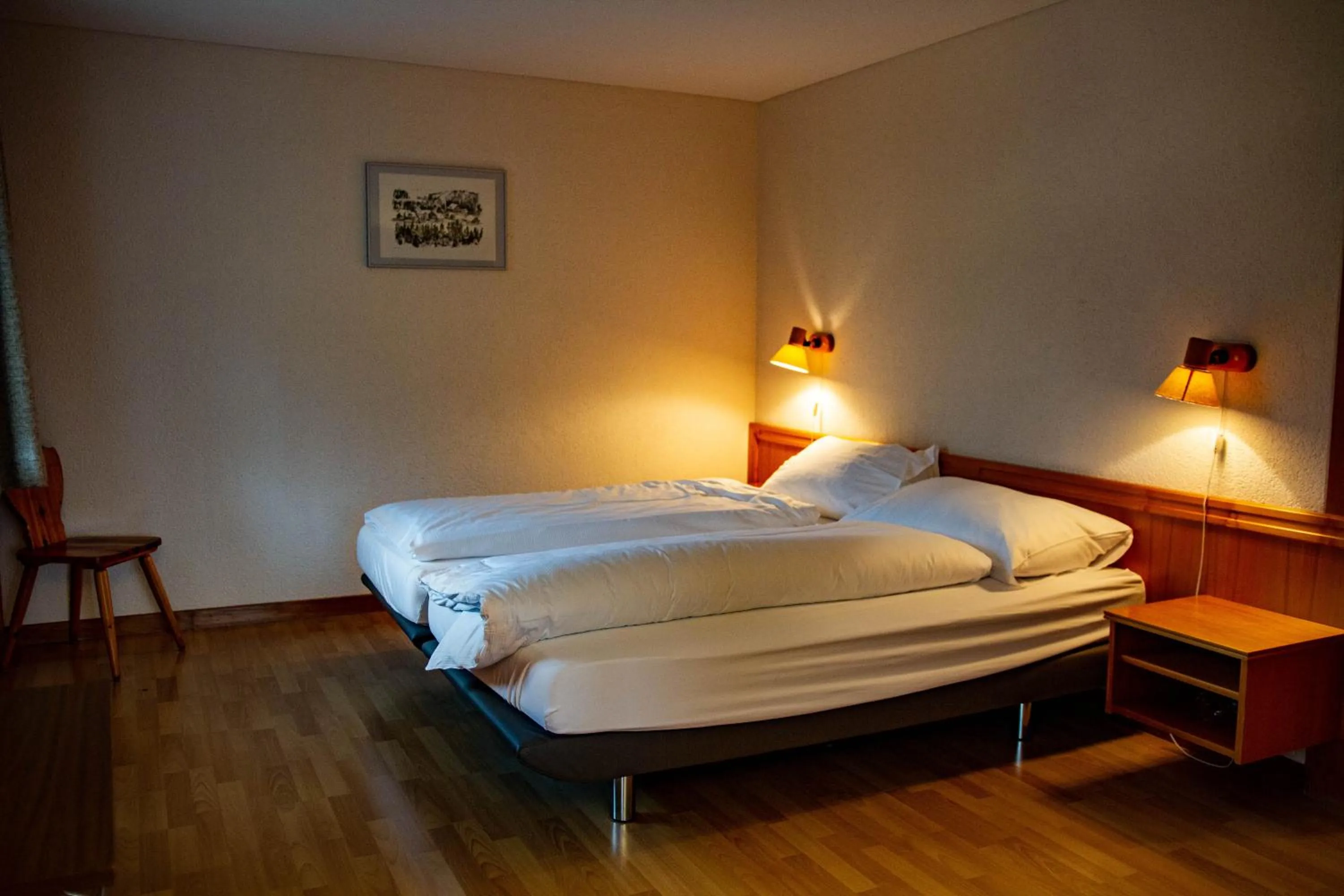 Photo of the whole room, Bed in Kurhaus Heiligkreuz