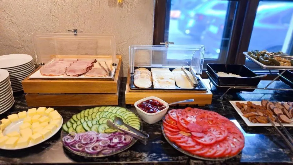 Restaurant/places to eat in Nobilton Hotel