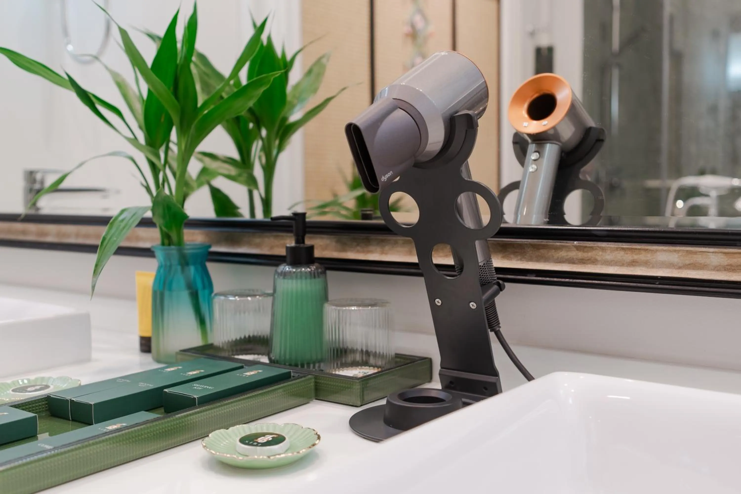 hair dryier in Siri Village Chiang Mai