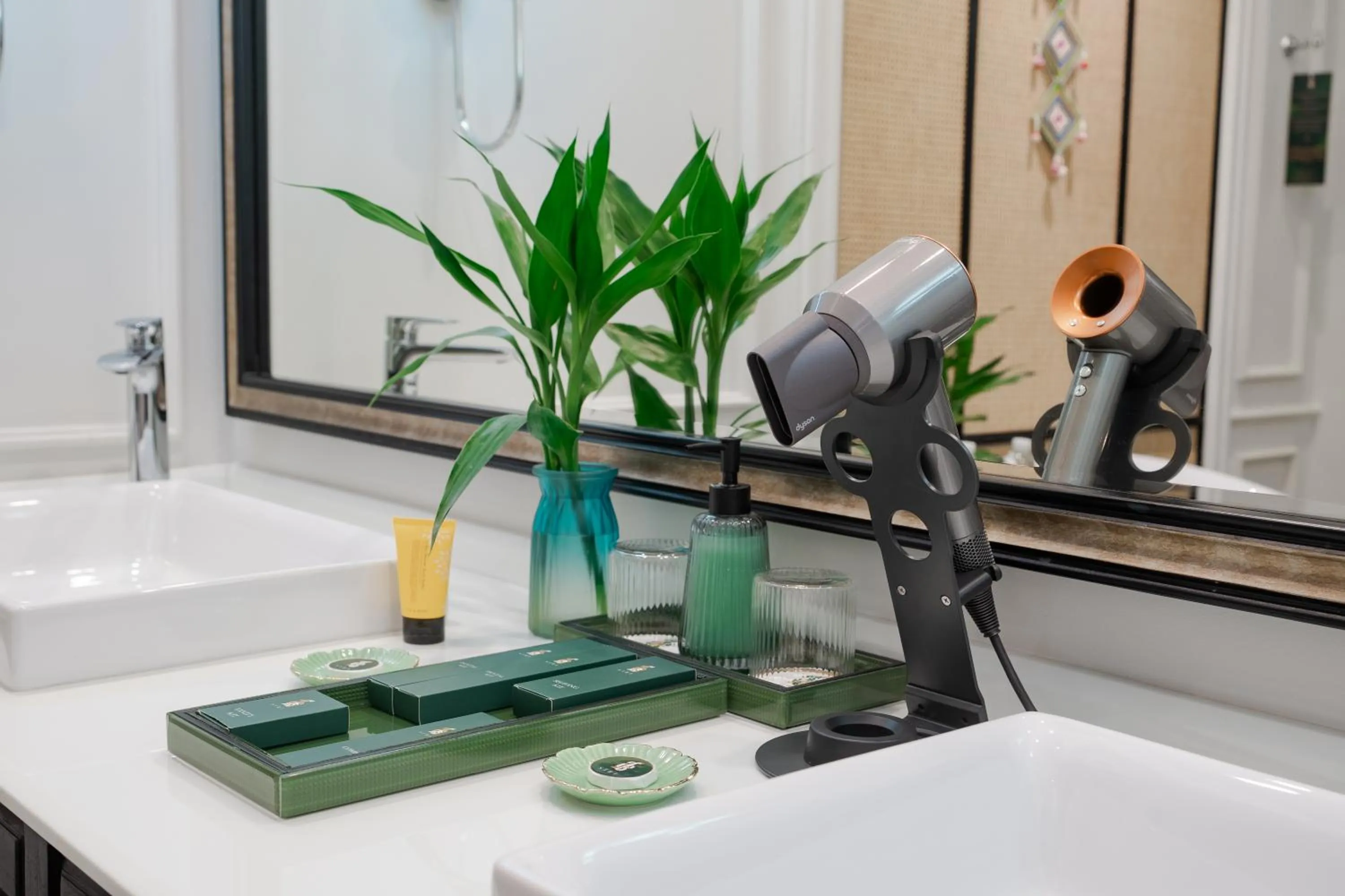 hair dryier in Siri Village Chiang Mai