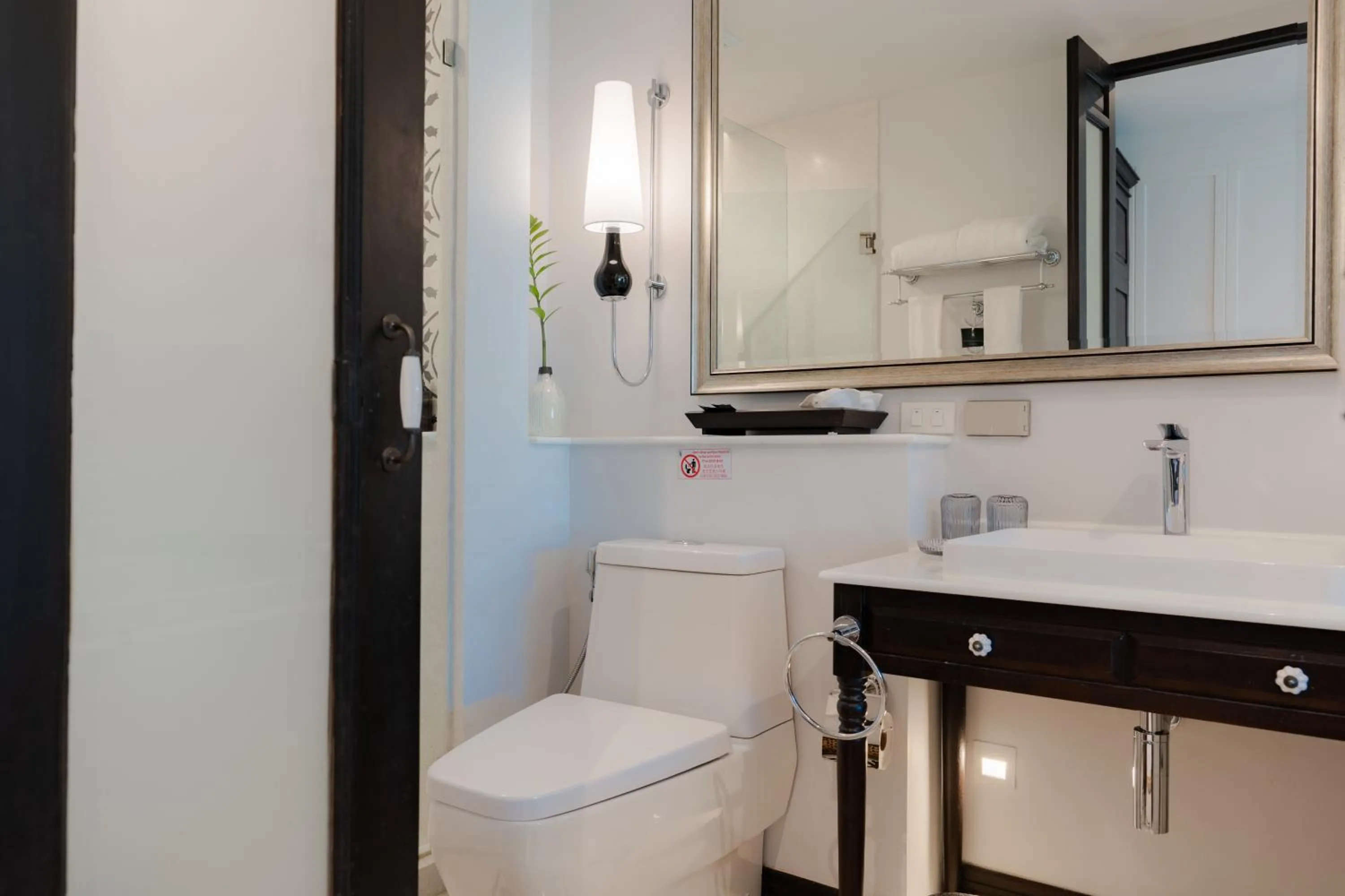 Toilet in Siri Village Chiang Mai