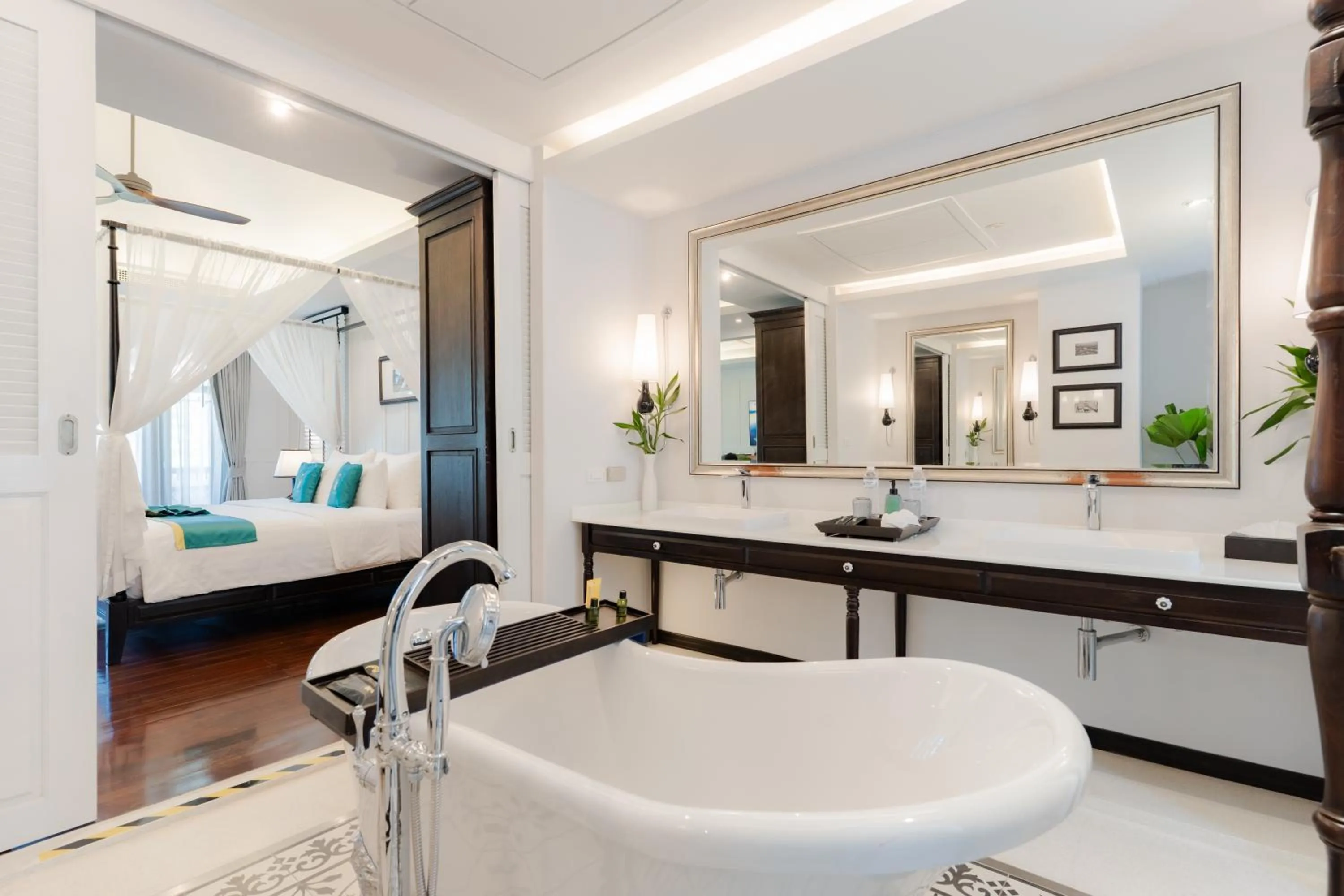 Bathroom, Bed in Siri Village Chiang Mai