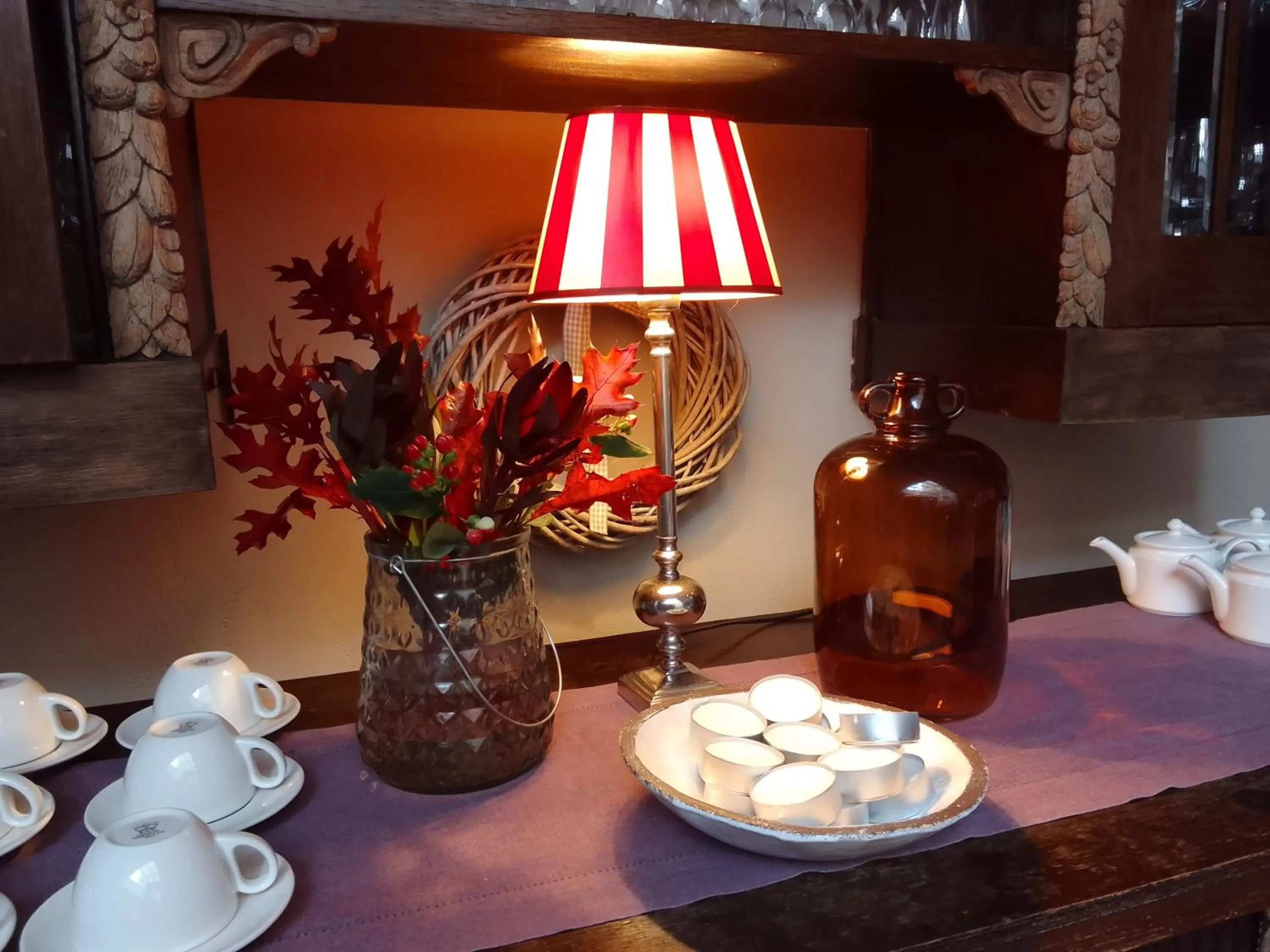 Communal lounge/ TV room in Hotel Stare Miasto Old Town